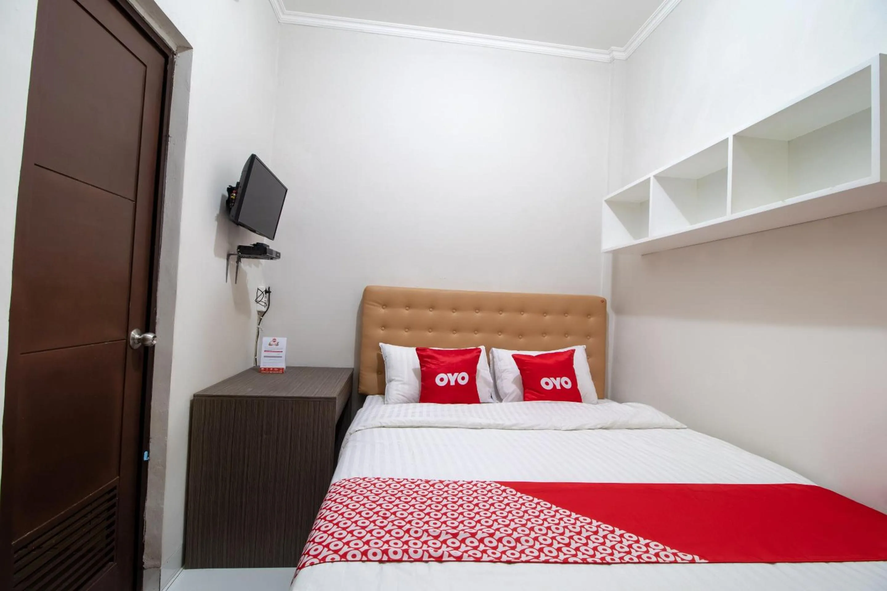 Bedroom, Bed in OYO 3253 Sofia Residence