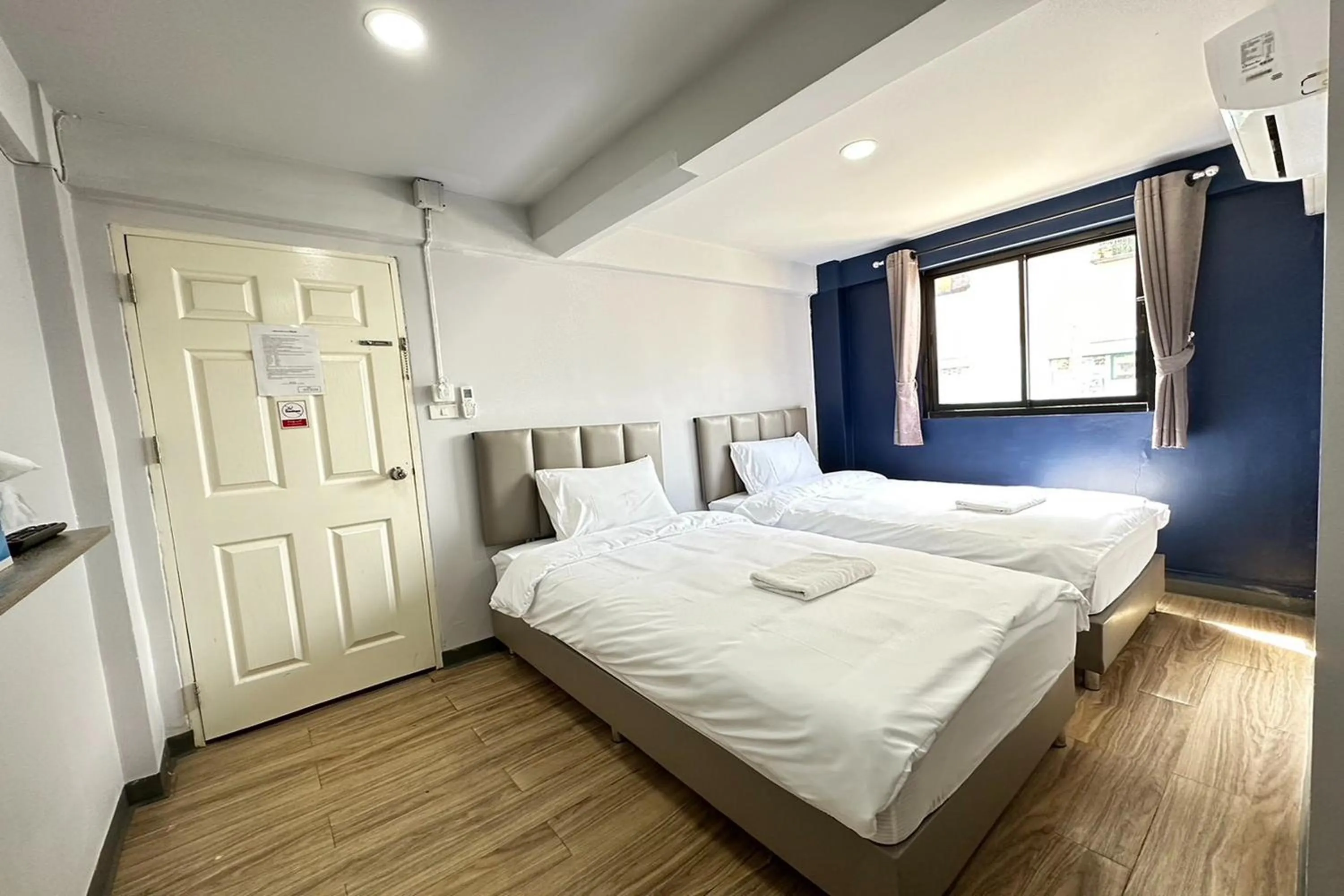 Bedroom, Bed in Blue26