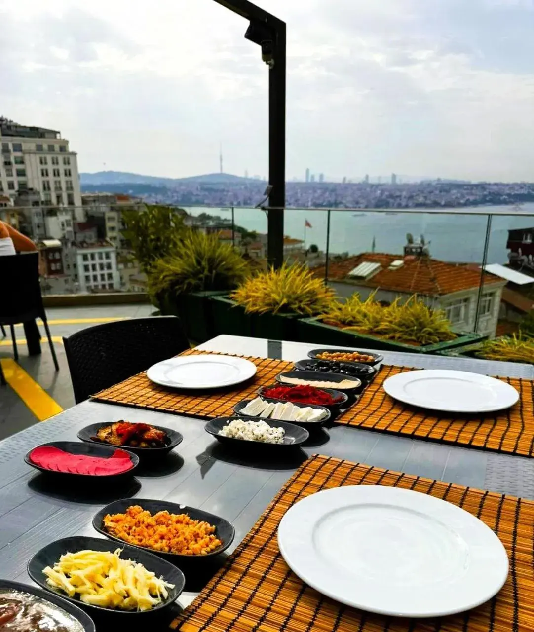 Restaurant/places to eat in Grand Star Hotel Premium Restaurant/places to eat in Grand Star Hotel Premium