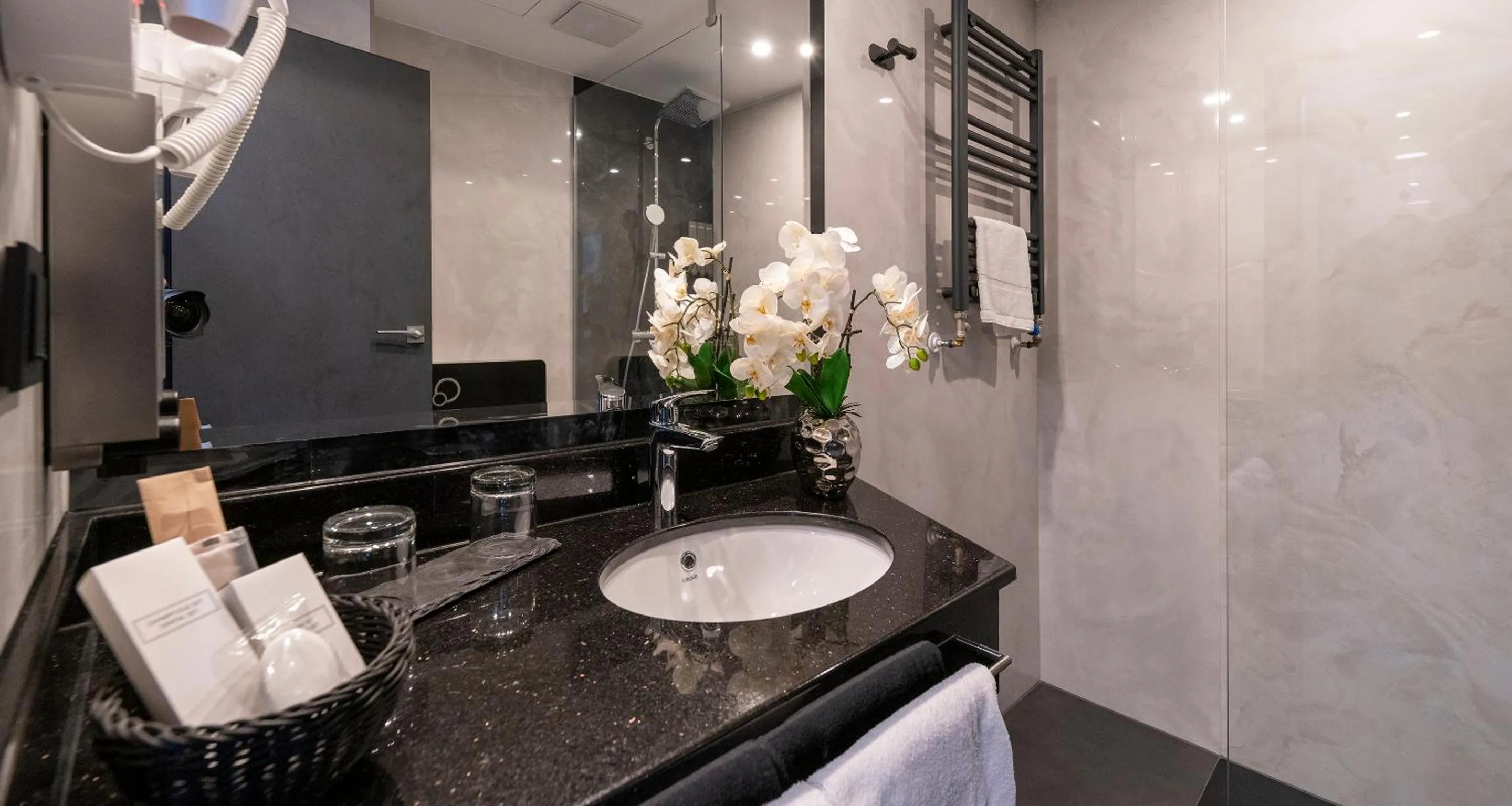 Bathroom in PLAZA Hotel Gelsenkirchen