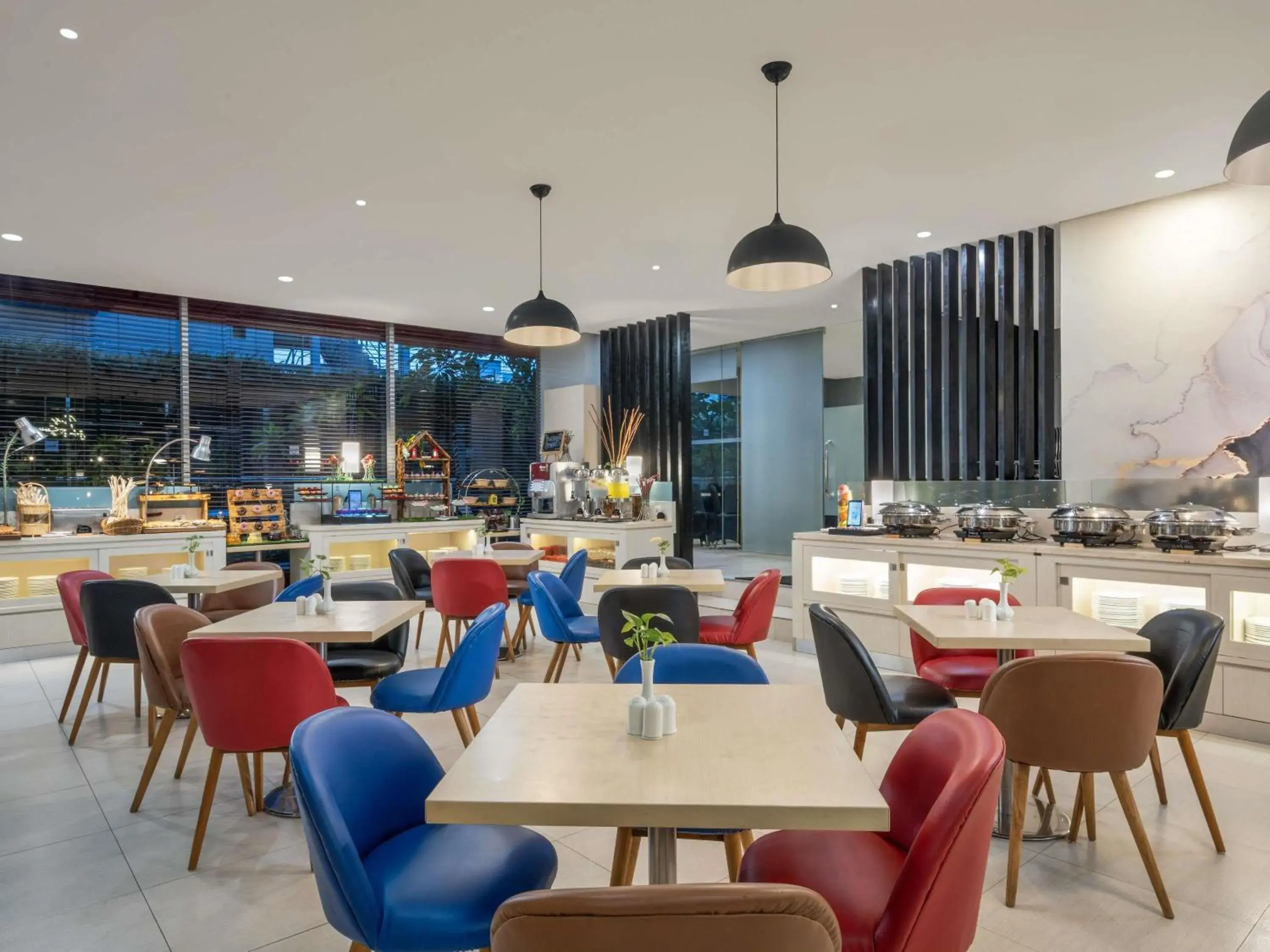 Restaurant/places to eat in Ibis Jakarta Senen Restaurant/places to eat in Ibis Jakarta Senen