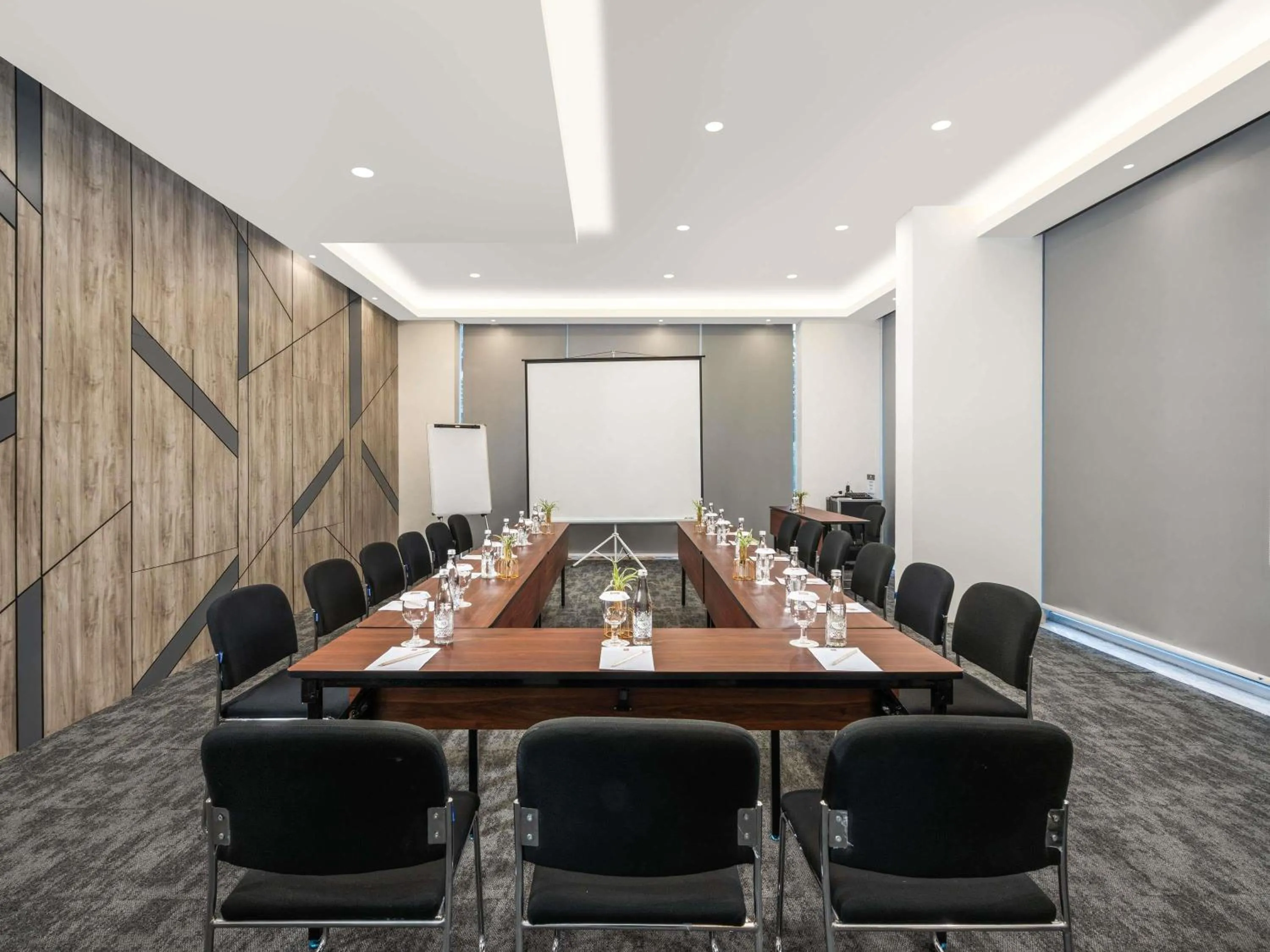 Meeting/conference room in Ibis Jakarta Senen