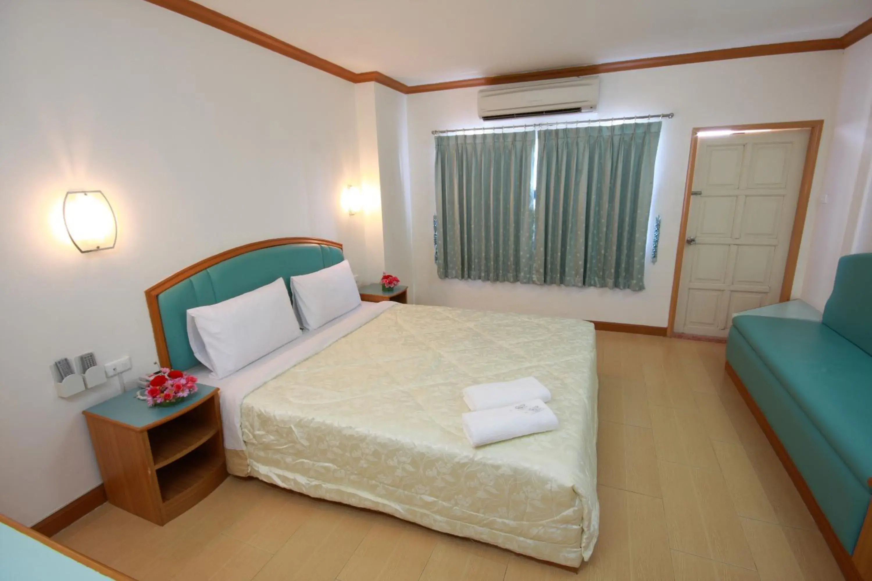 Bed in P.A. Place Hotel Bed in P.A. Place Hotel