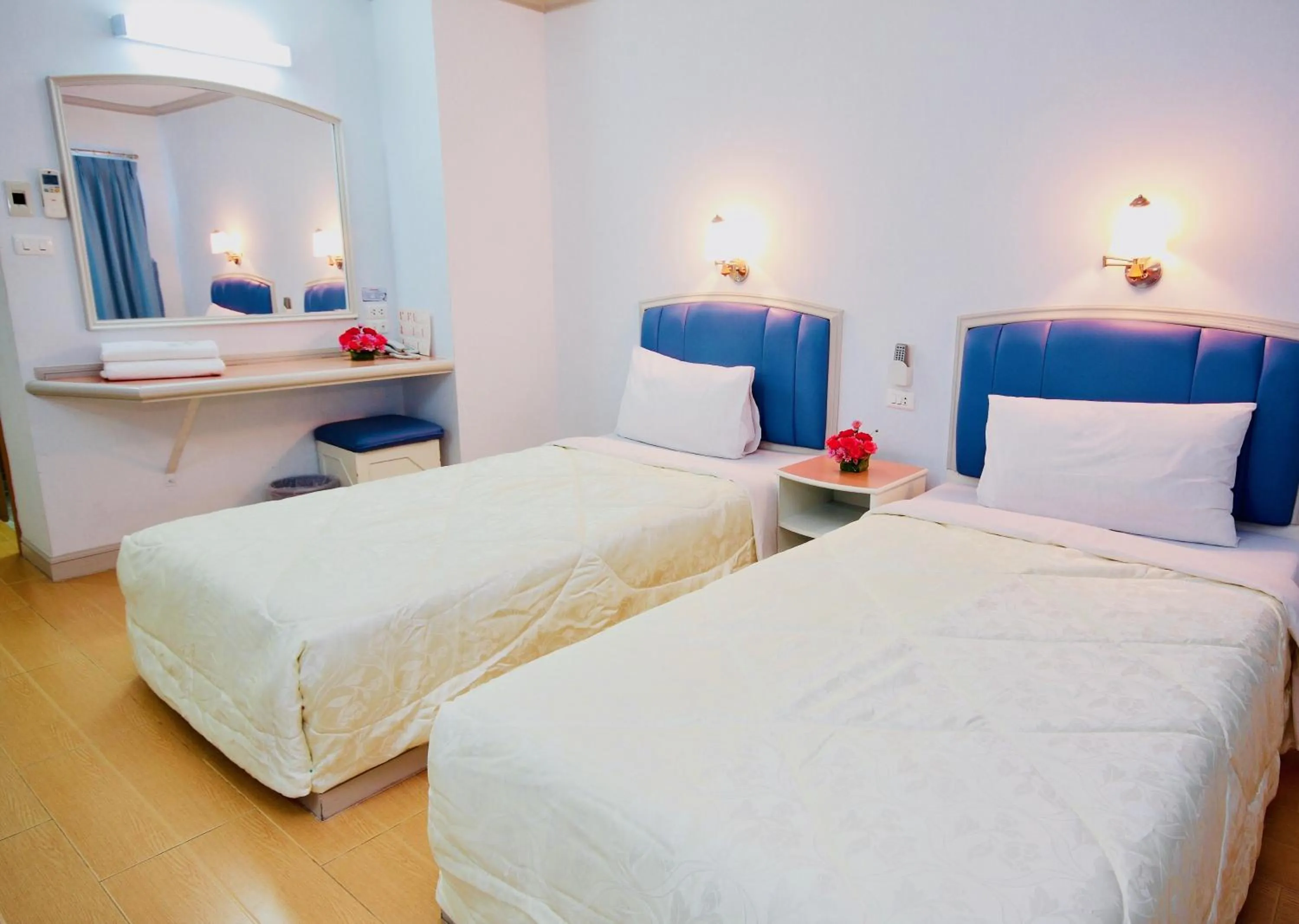 Bed in P.A. Place Hotel