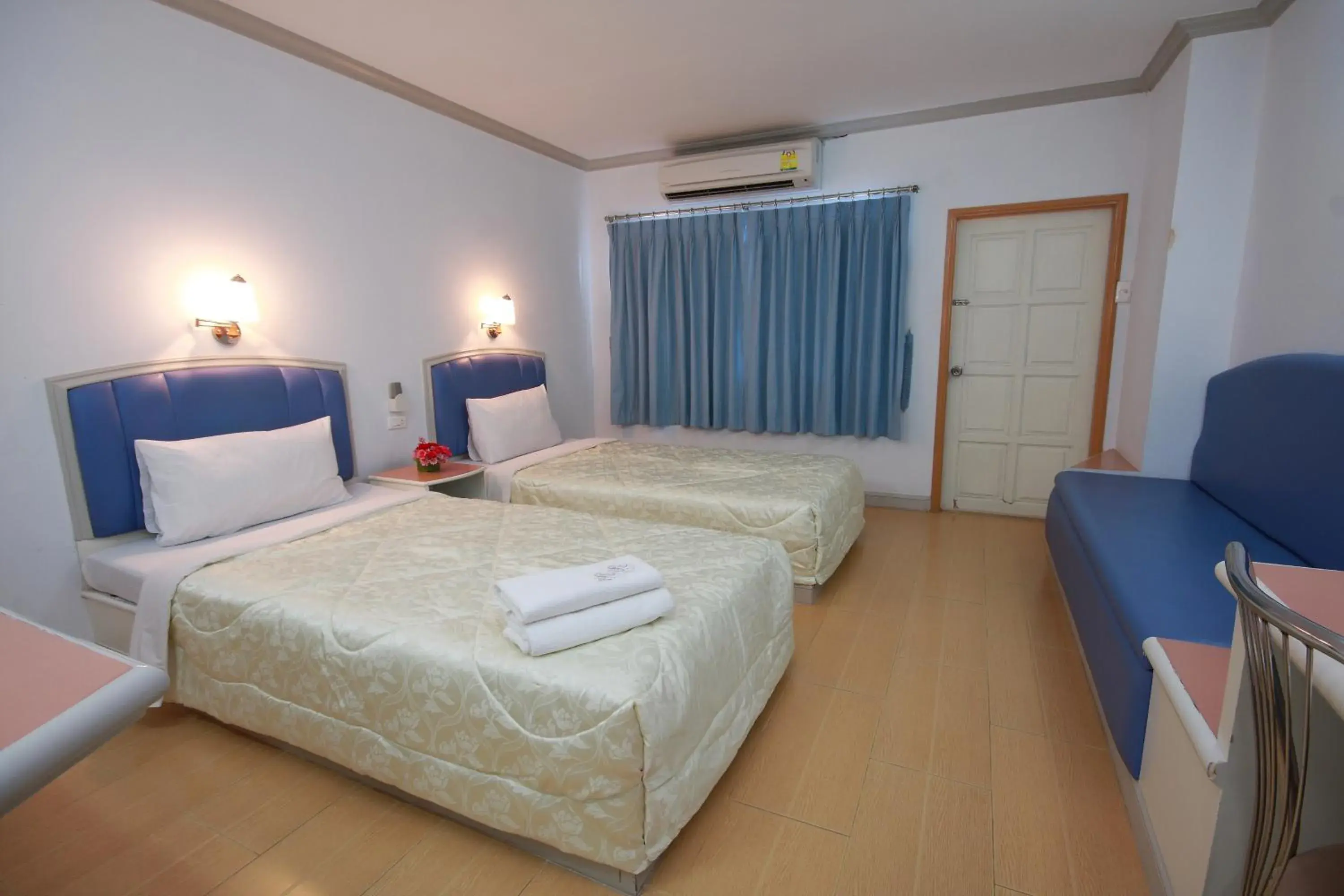 Bed in P.A. Place Hotel Bed in P.A. Place Hotel