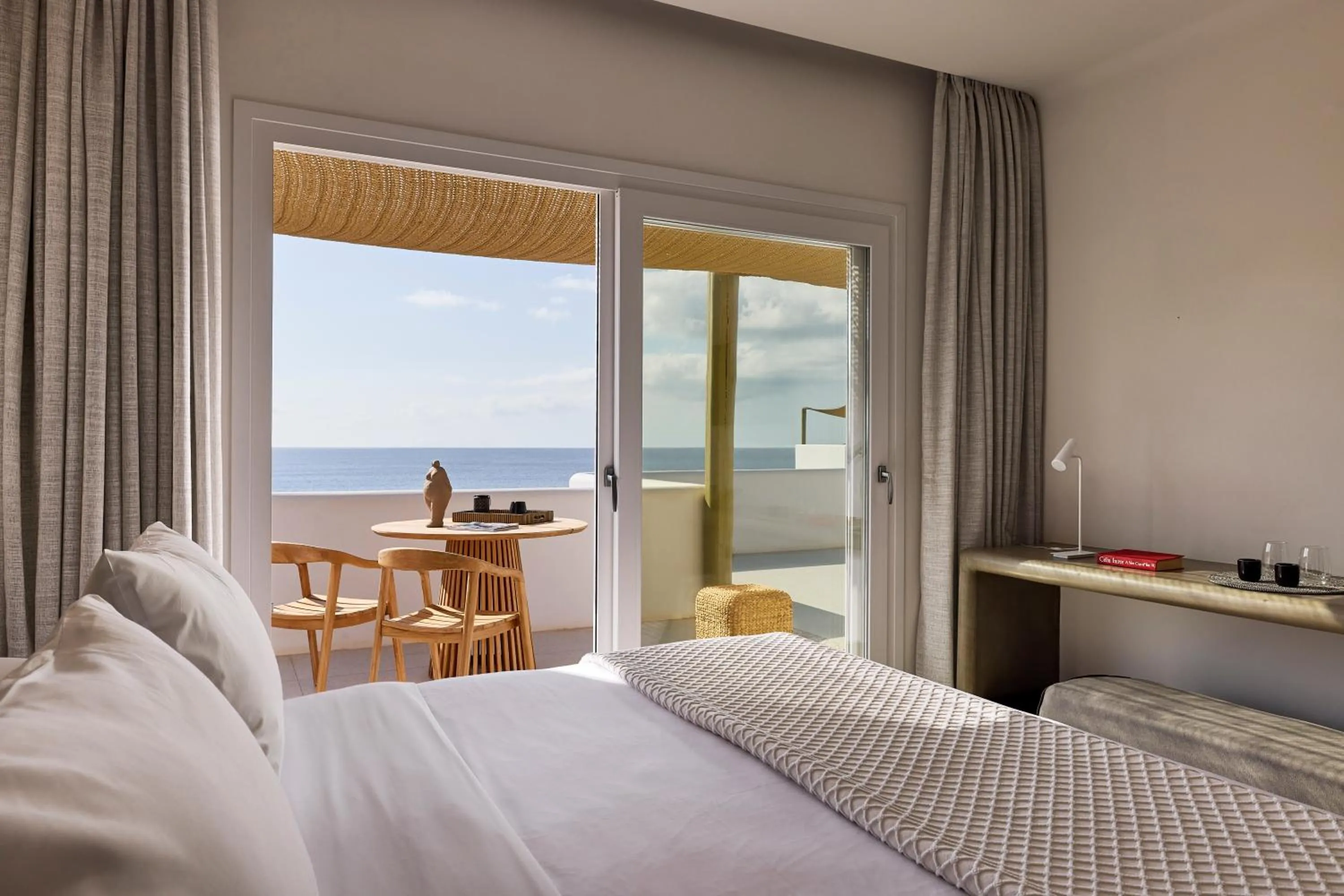 Photo of the whole room, Bed in Artemis Seaside Resort