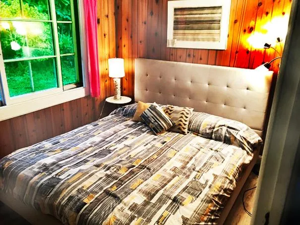 Bed in Aeolian Ranch Guest house