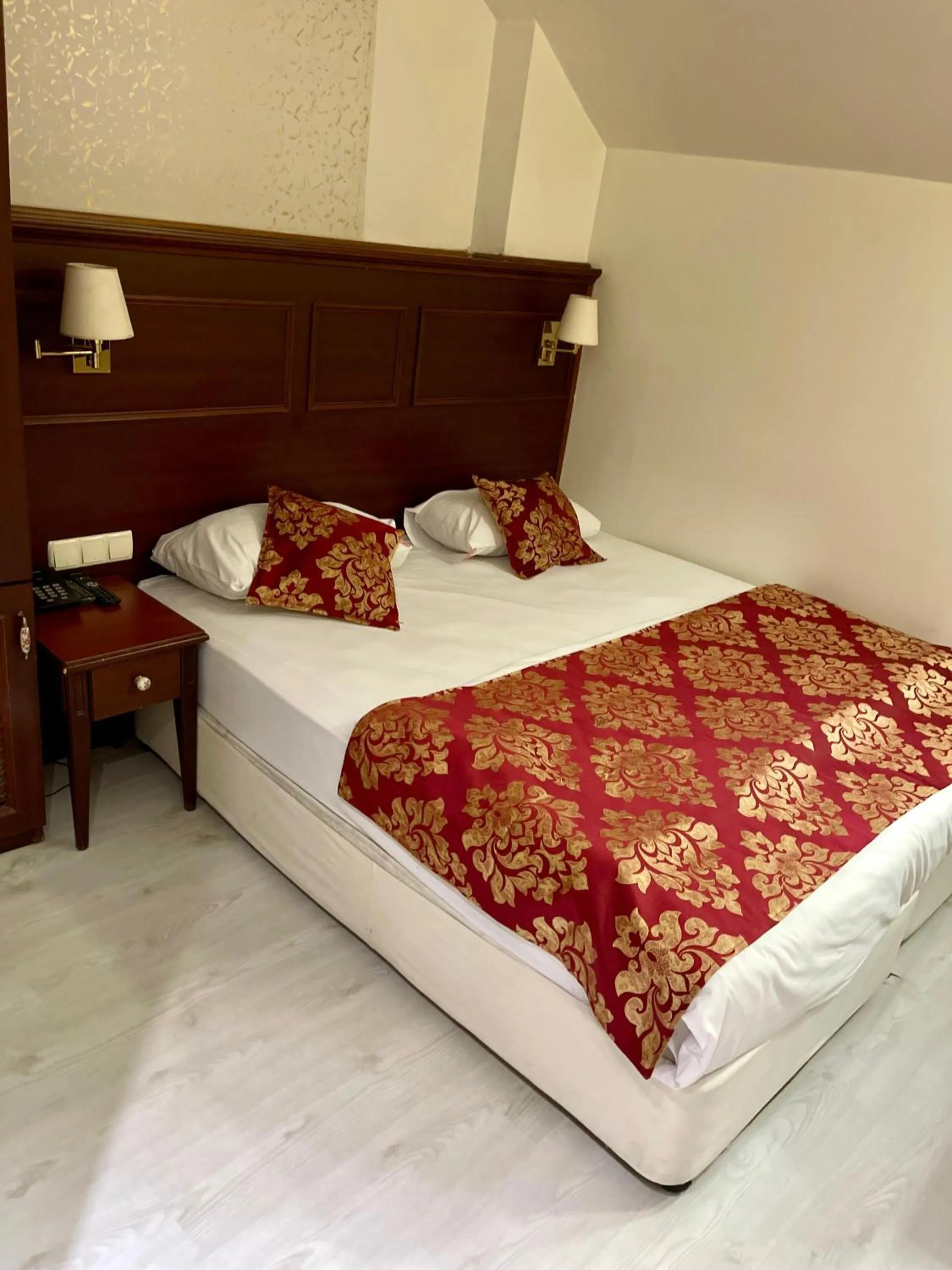 Bed in Istanbul Newcity Hotel