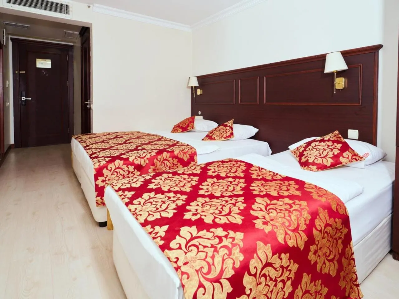 Bed in Istanbul Newcity Hotel