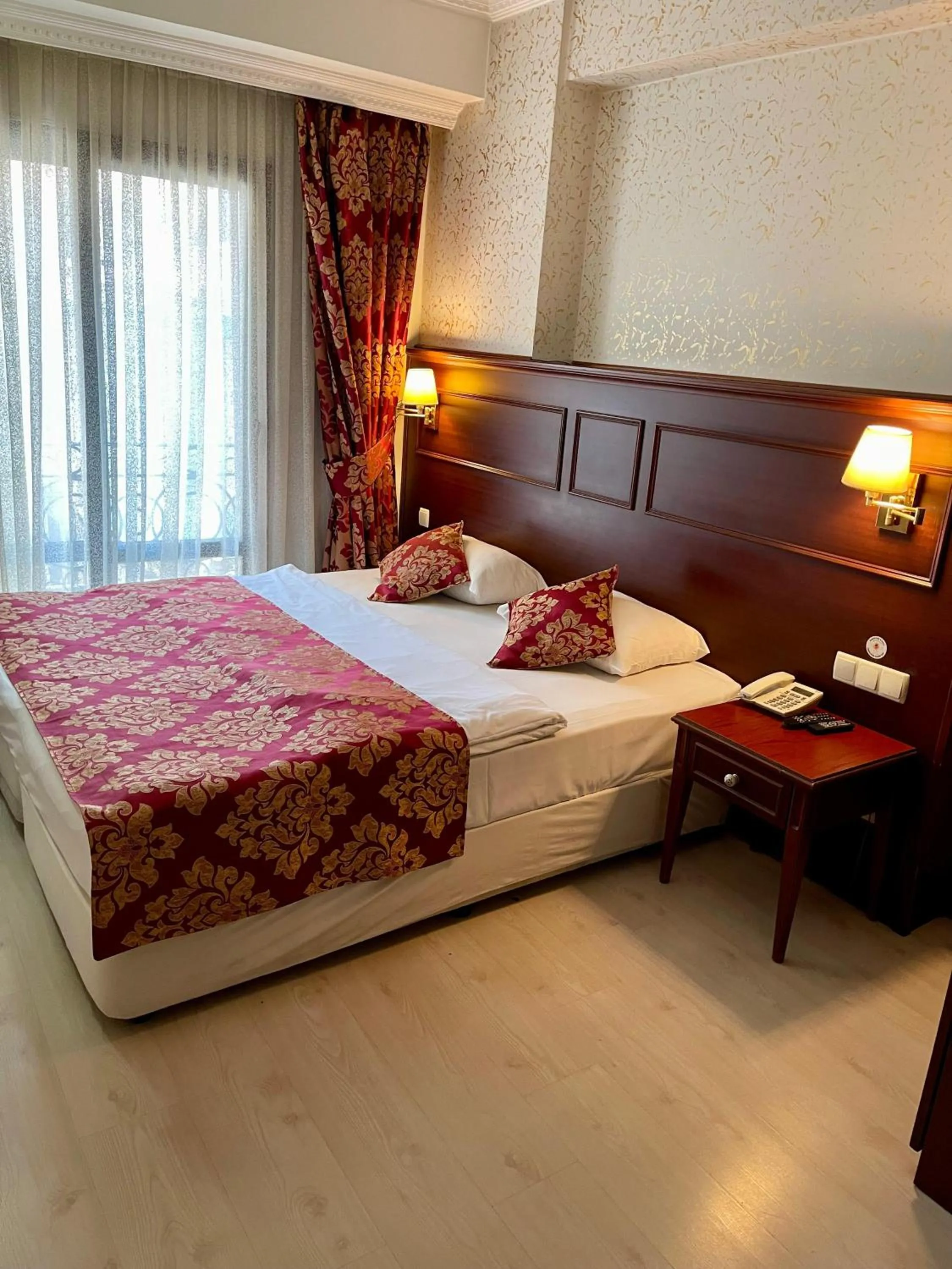 Bed in Istanbul Newcity Hotel