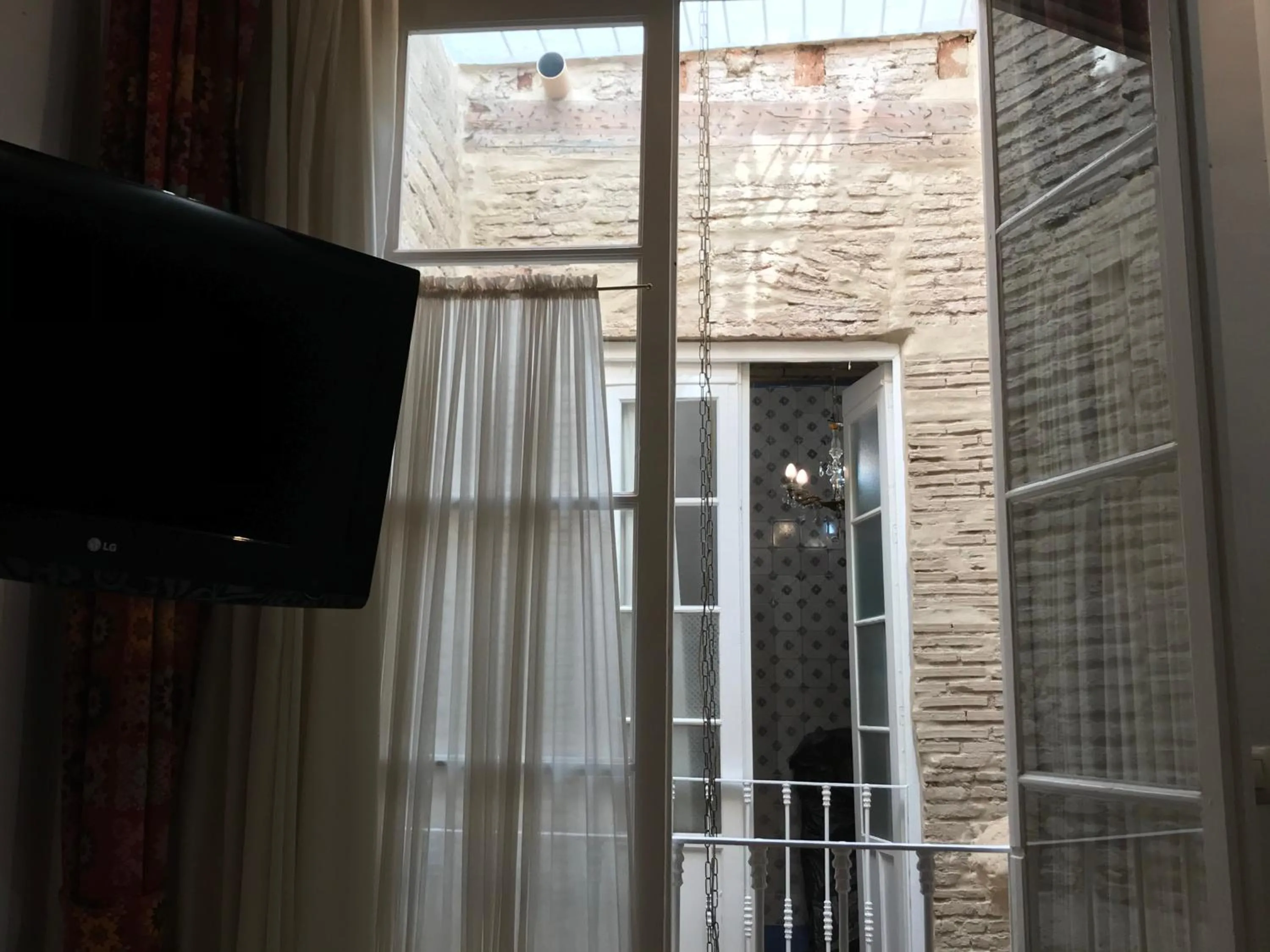 TV and multimedia in PuraSevilla apartments