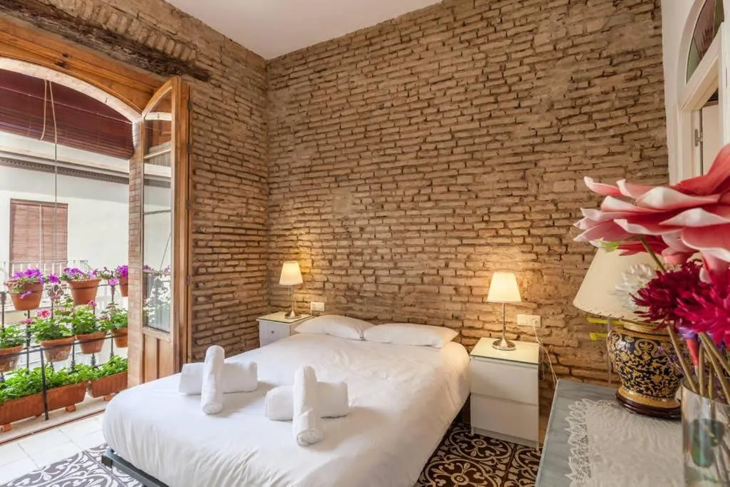 Bedroom, Bed in PuraSevilla apartments
