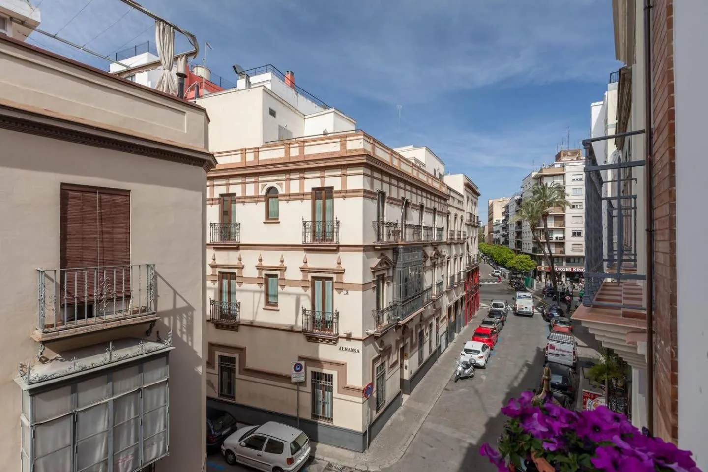 Neighbourhood in PuraSevilla apartments