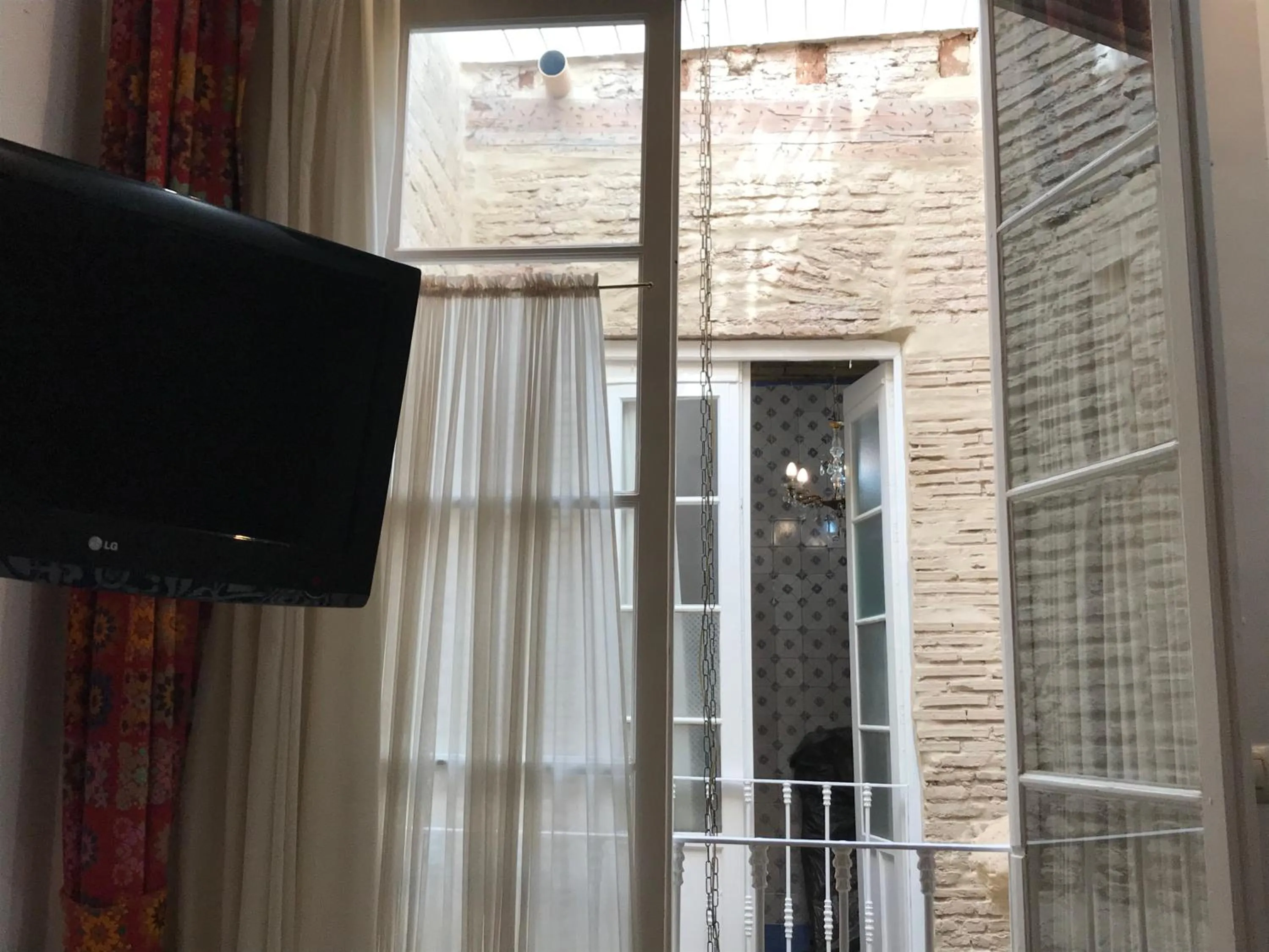 TV and multimedia in PuraSevilla apartments
