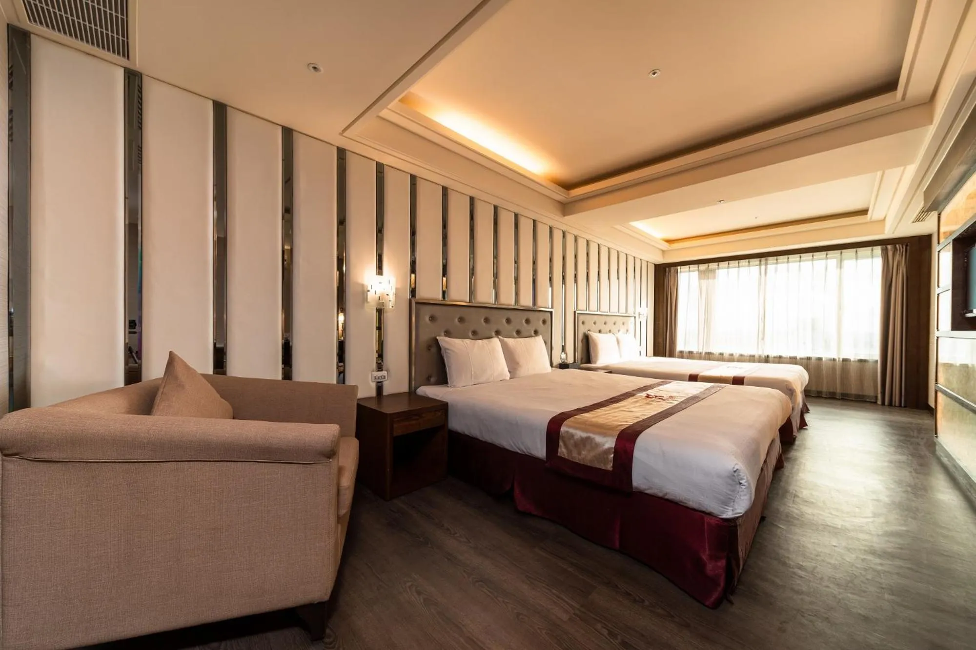 Seating area, Bed in Fish Hotel Taitung