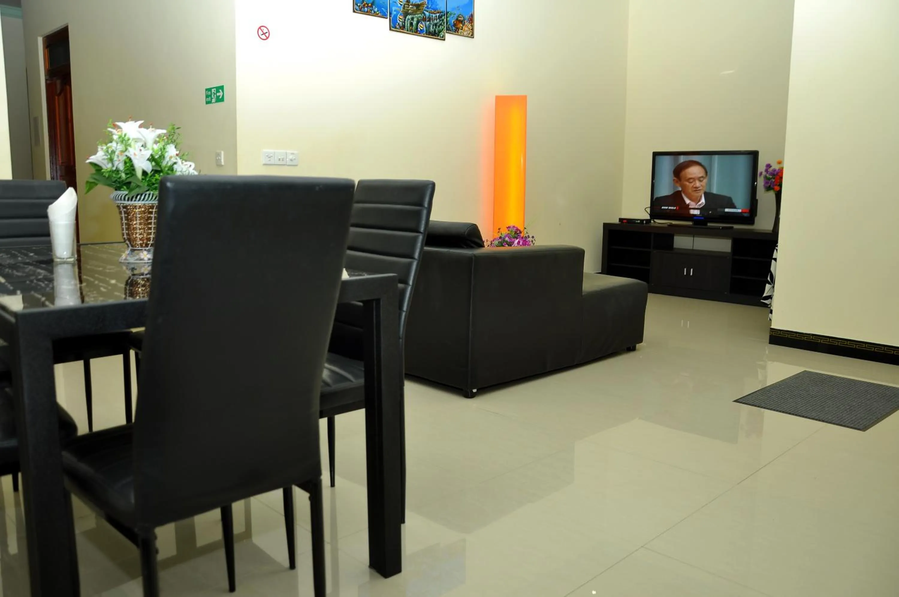 TV and multimedia in Charming Holiday Lodge