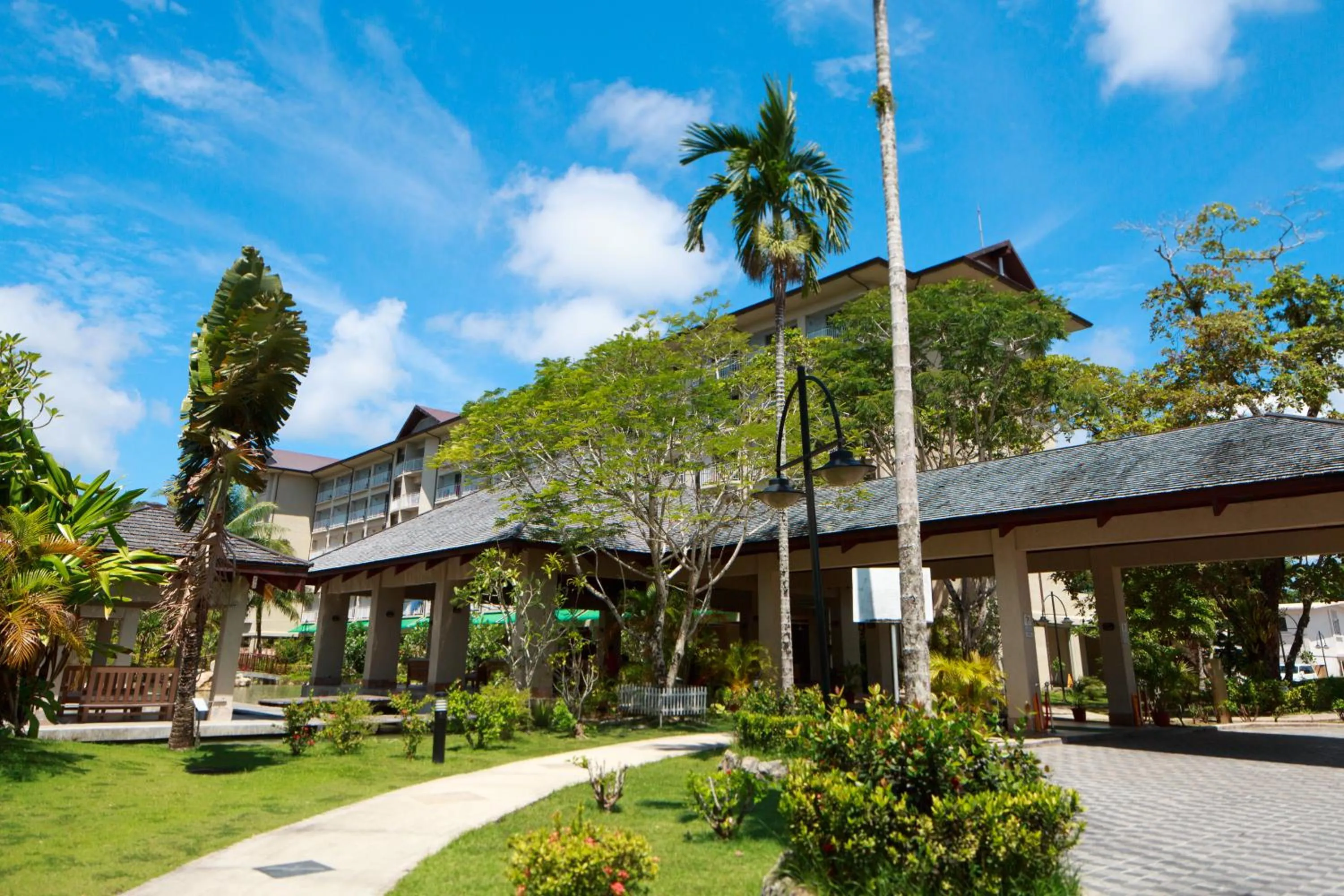 Property building in Palau Royal Resort