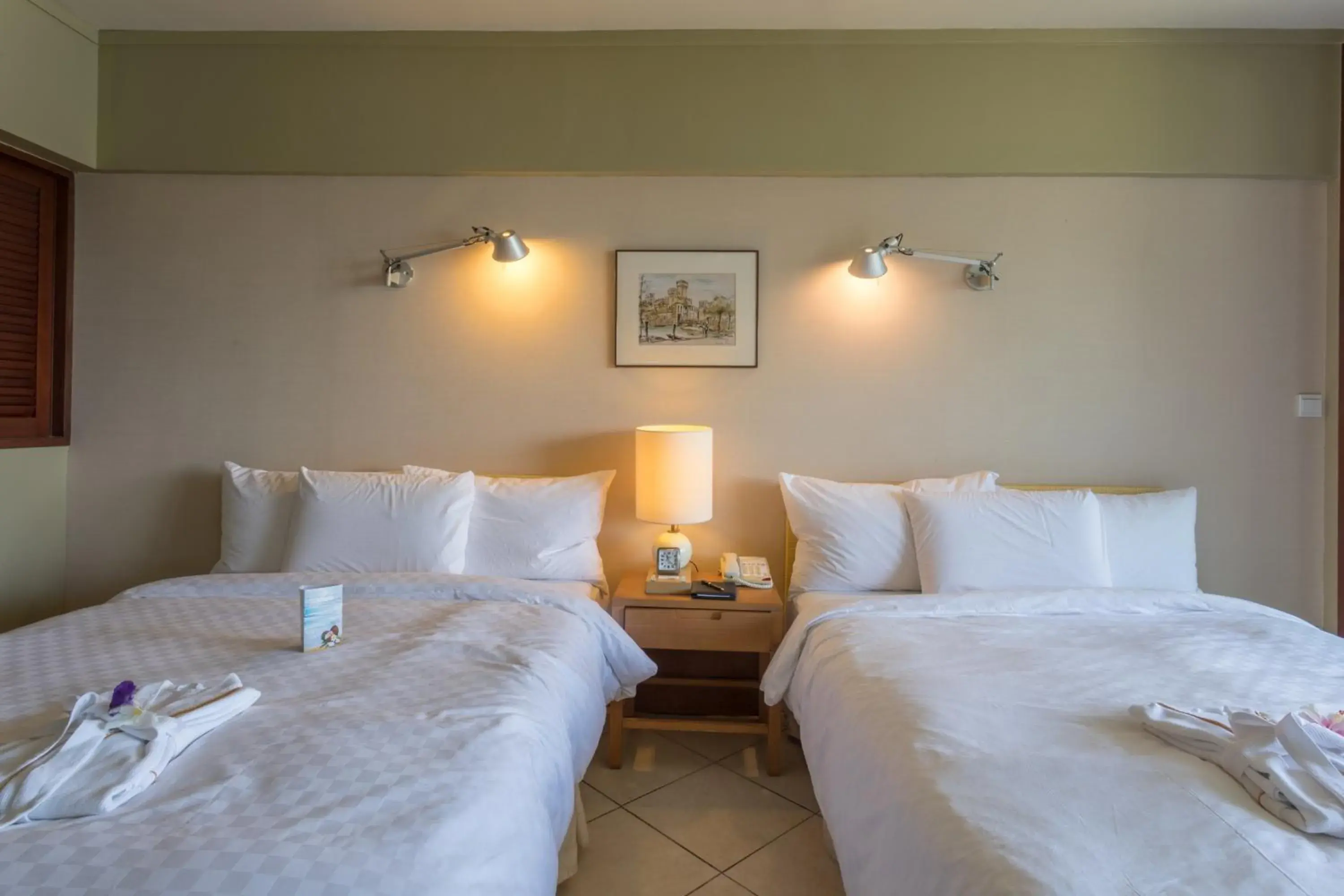 Deluxe Double or Twin Room with Harbor View in Palau Royal Resort Deluxe Double or Twin Room with Harbor View in Palau Royal Resort