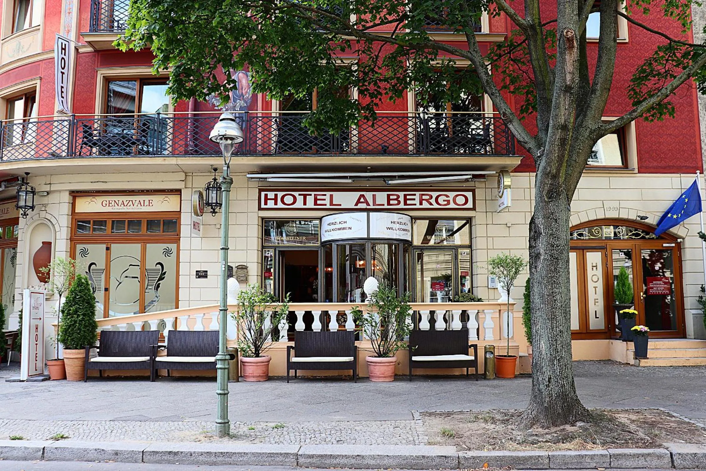 Facade/entrance in Albergo City Hotel Berlin