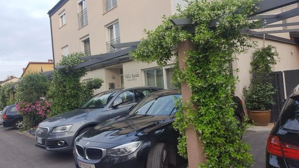 Residence Villa Karda