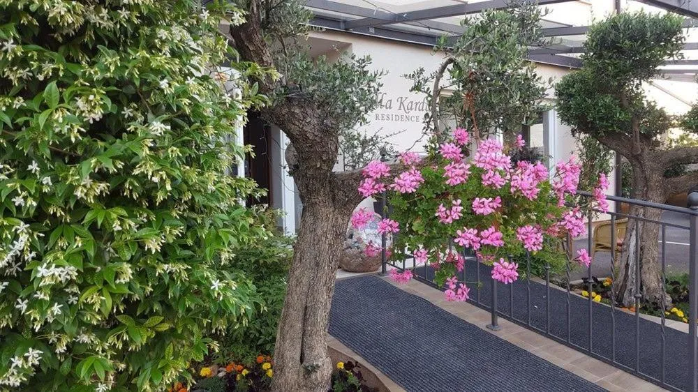 Residence Villa Karda