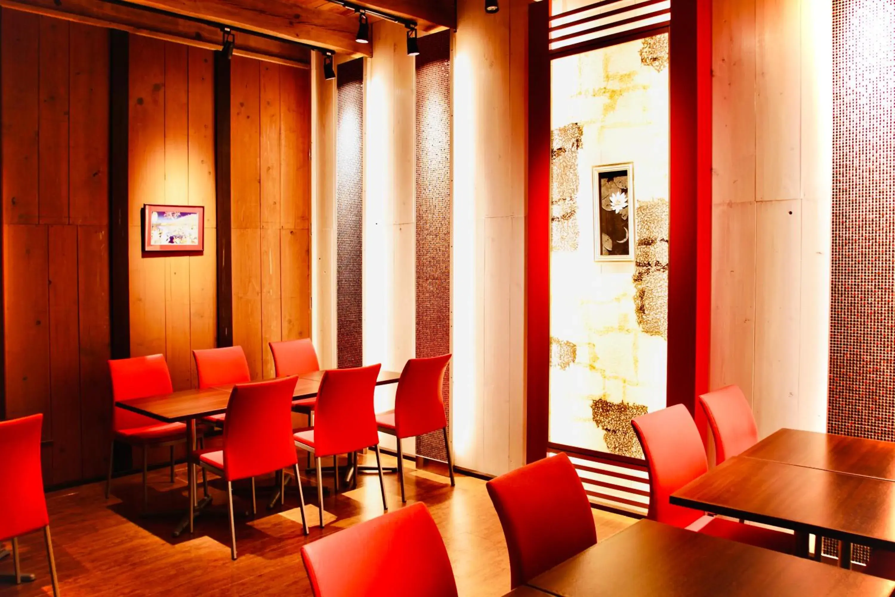 Restaurant/places to eat in HOTEL SOSHA Restaurant/places to eat in HOTEL SOSHA