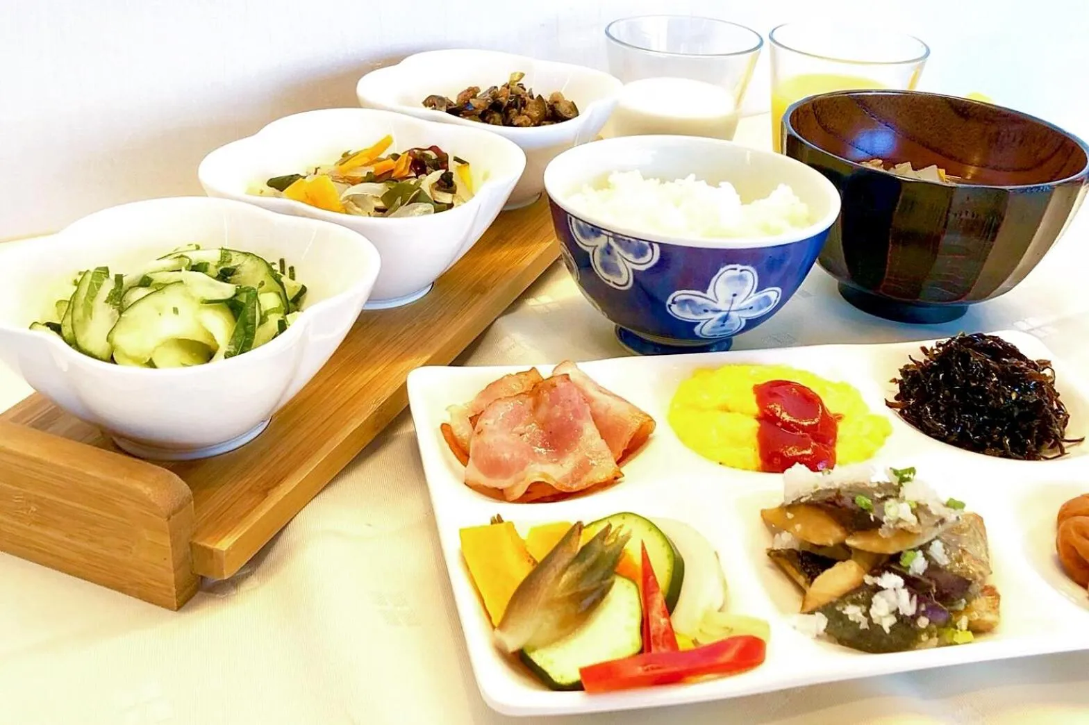 Breakfast in HOTEL SOSHA