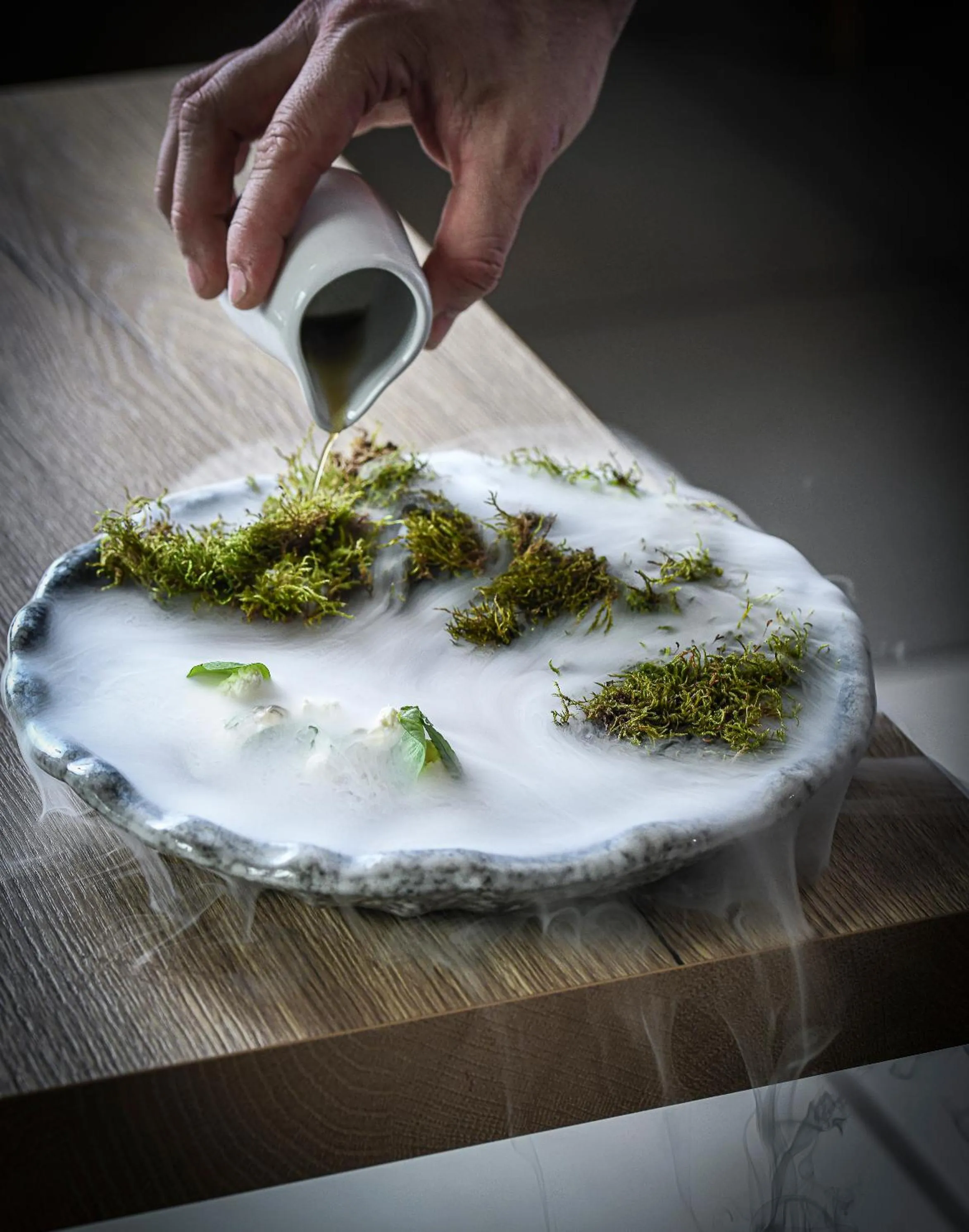 Restaurant/places to eat in Domaine de Suzel Hôtel & Spa