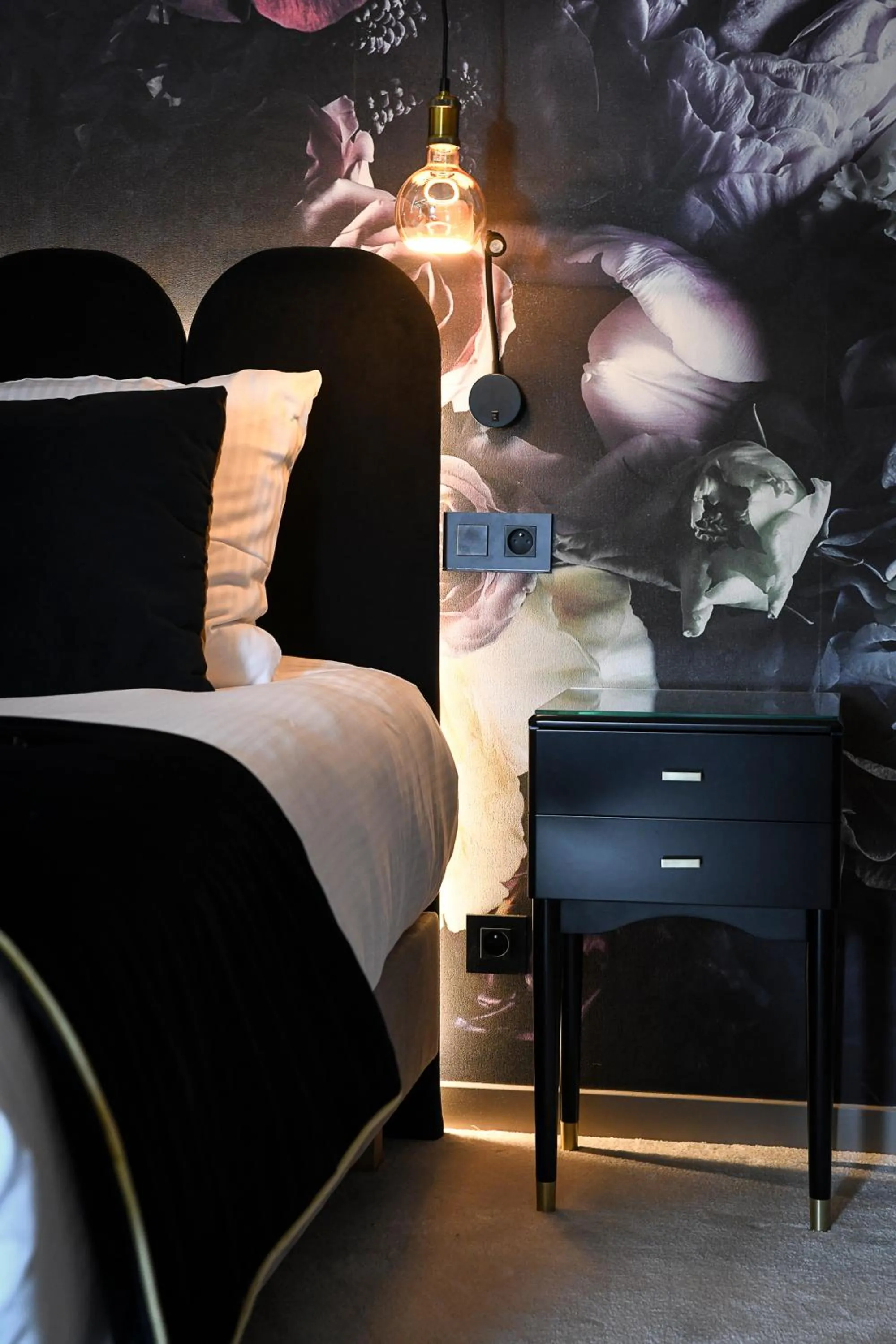 Bed in Domaine de Suzel Hôtel & Spa