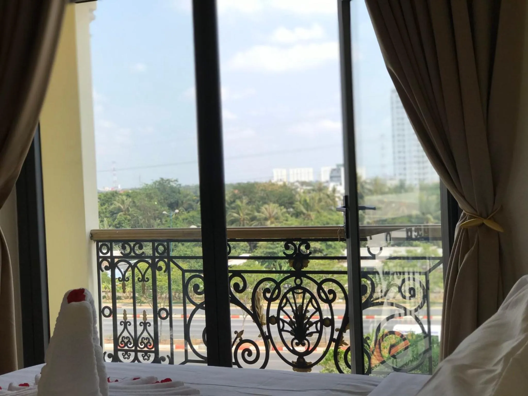 Bed in Winston Hotel Riverside