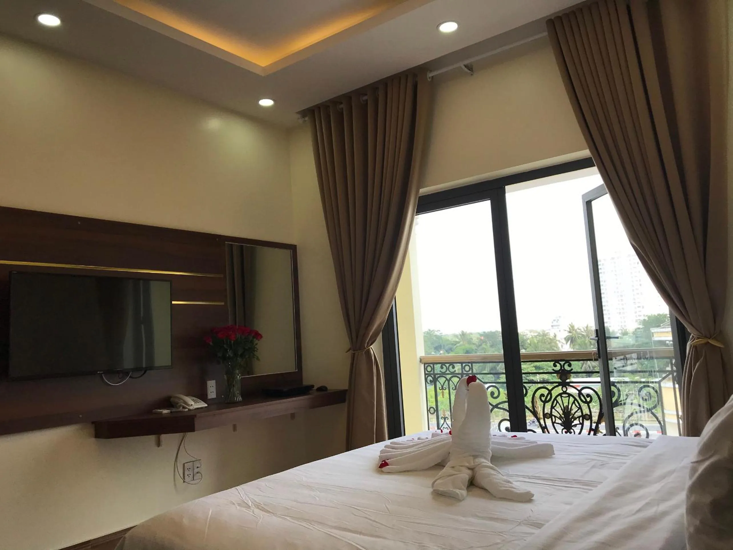 Bed in Winston Hotel Riverside