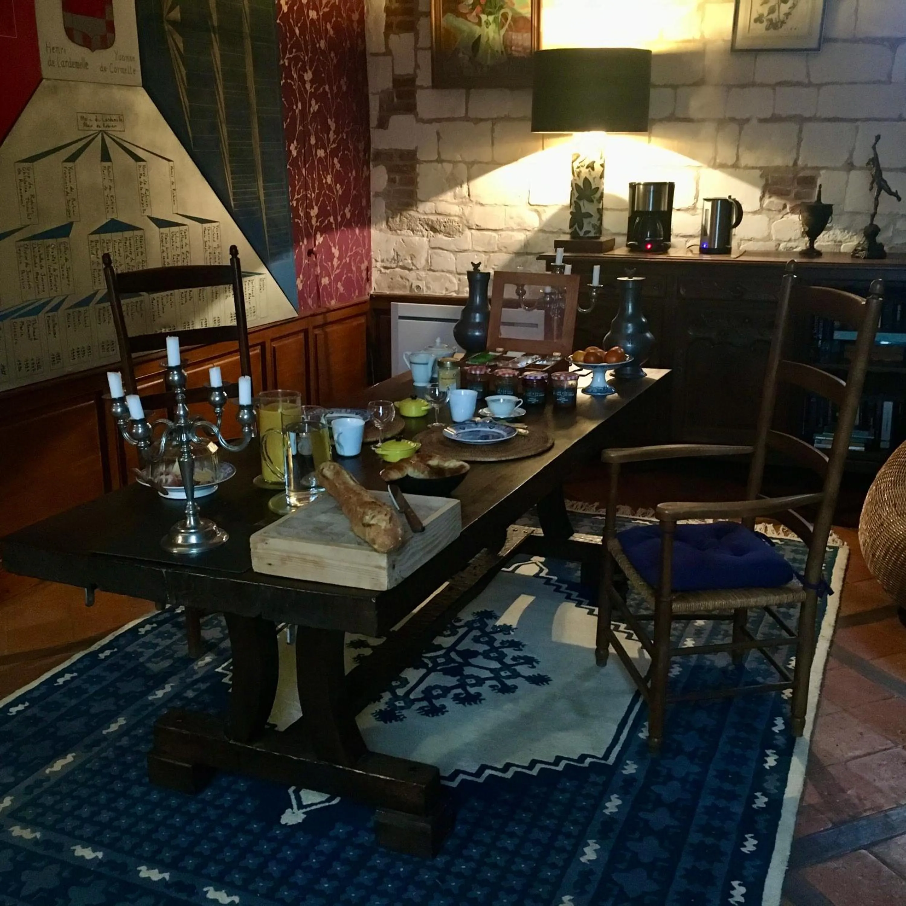 Food and drinks in Château d'Harcelaines