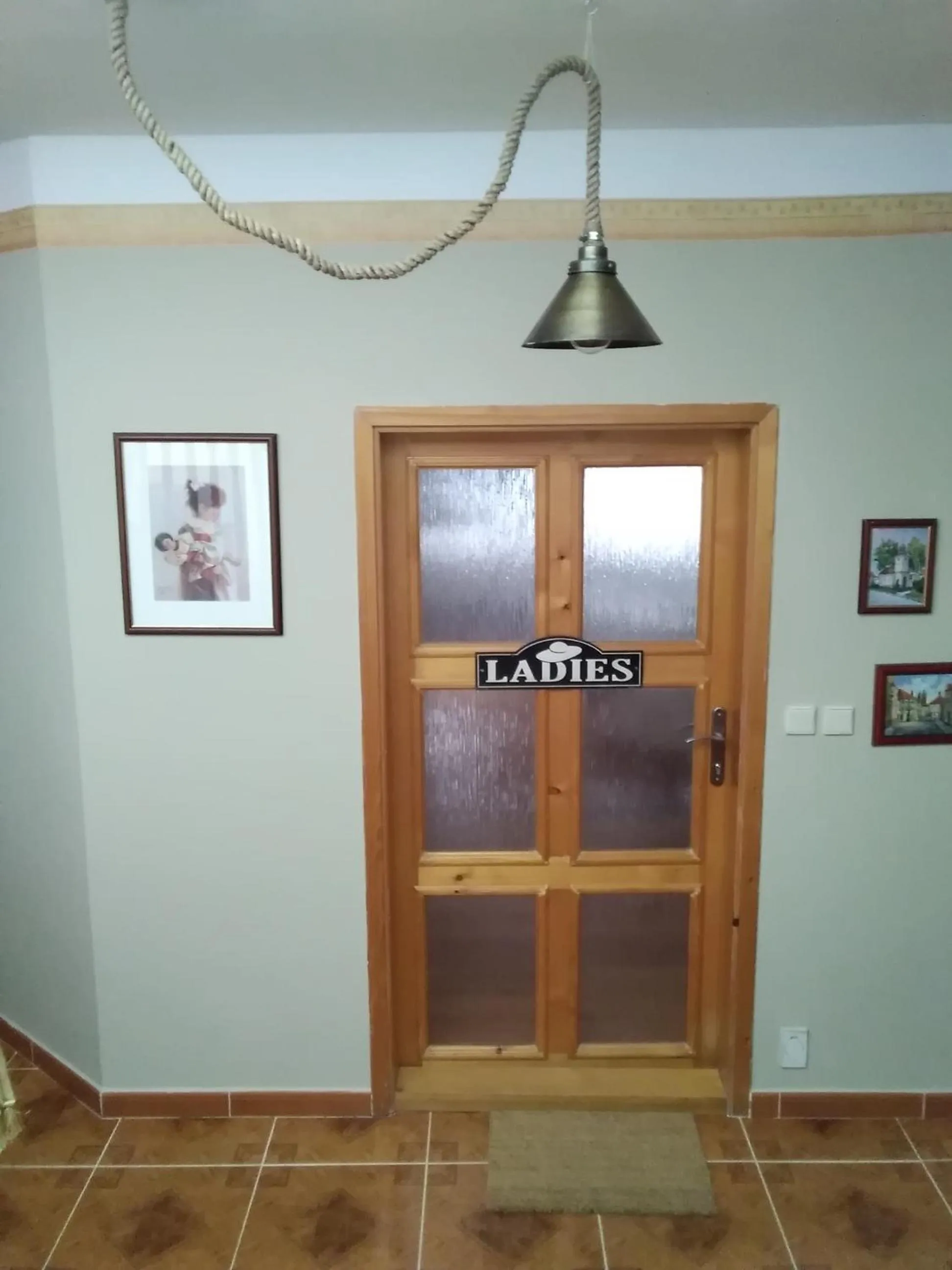 Facade/entrance in Lomnice nad Popelkou