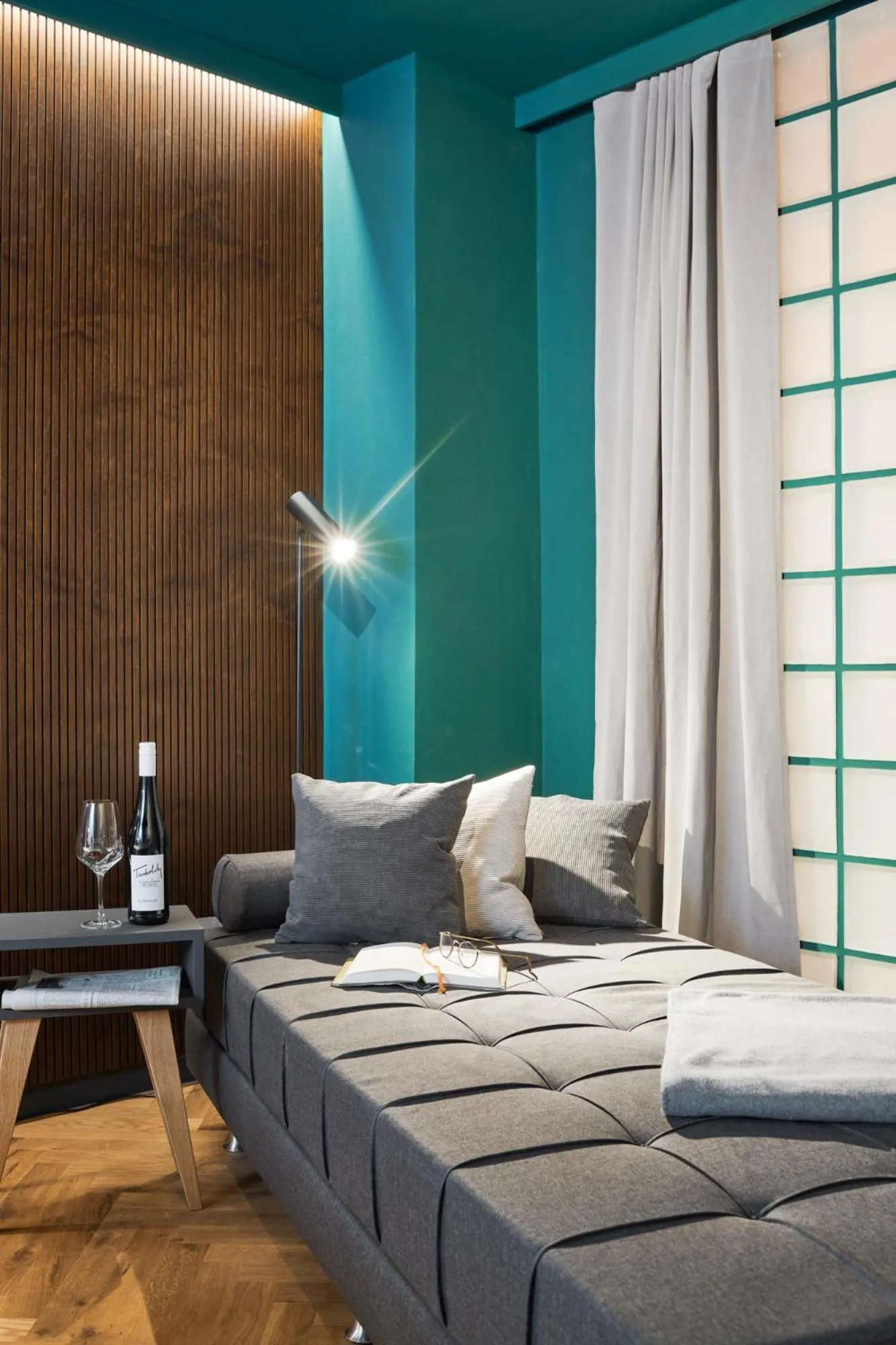 Photo of the whole room, Bed in art Hotel Tucholsky