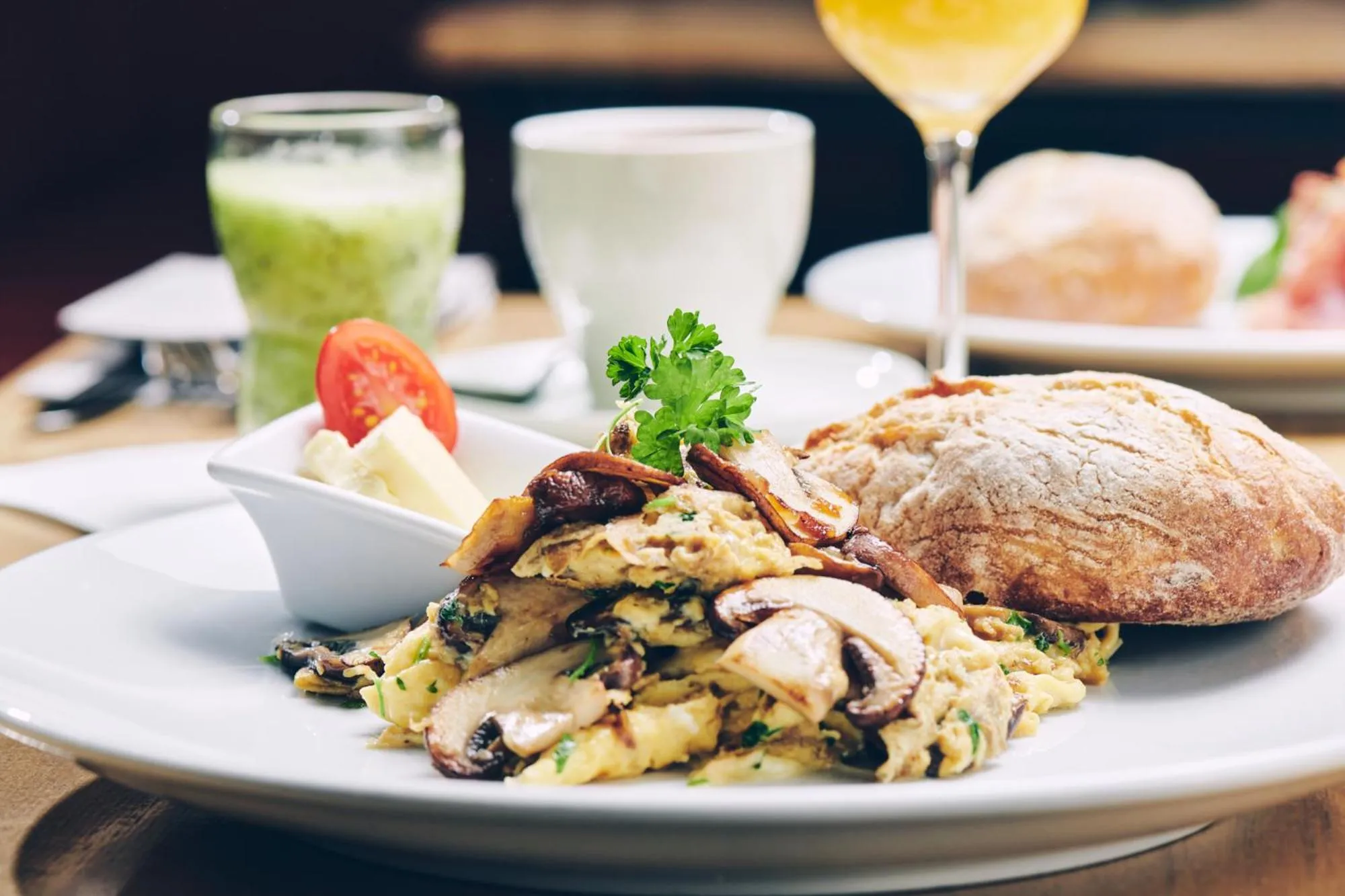 Breakfast in art Hotel Tucholsky