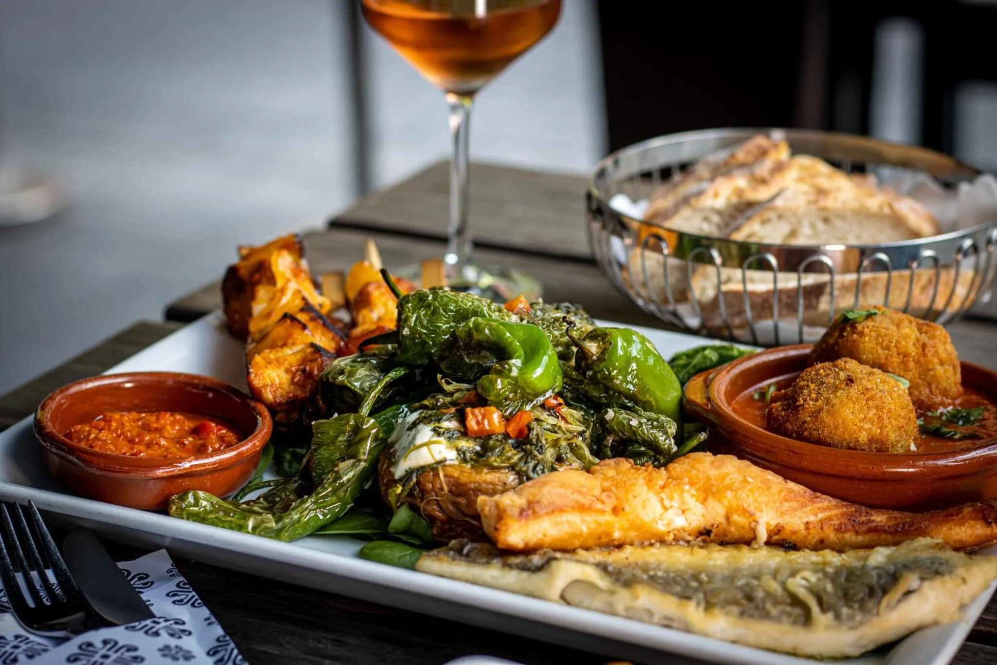 Restaurant/places to eat in art Hotel Tucholsky