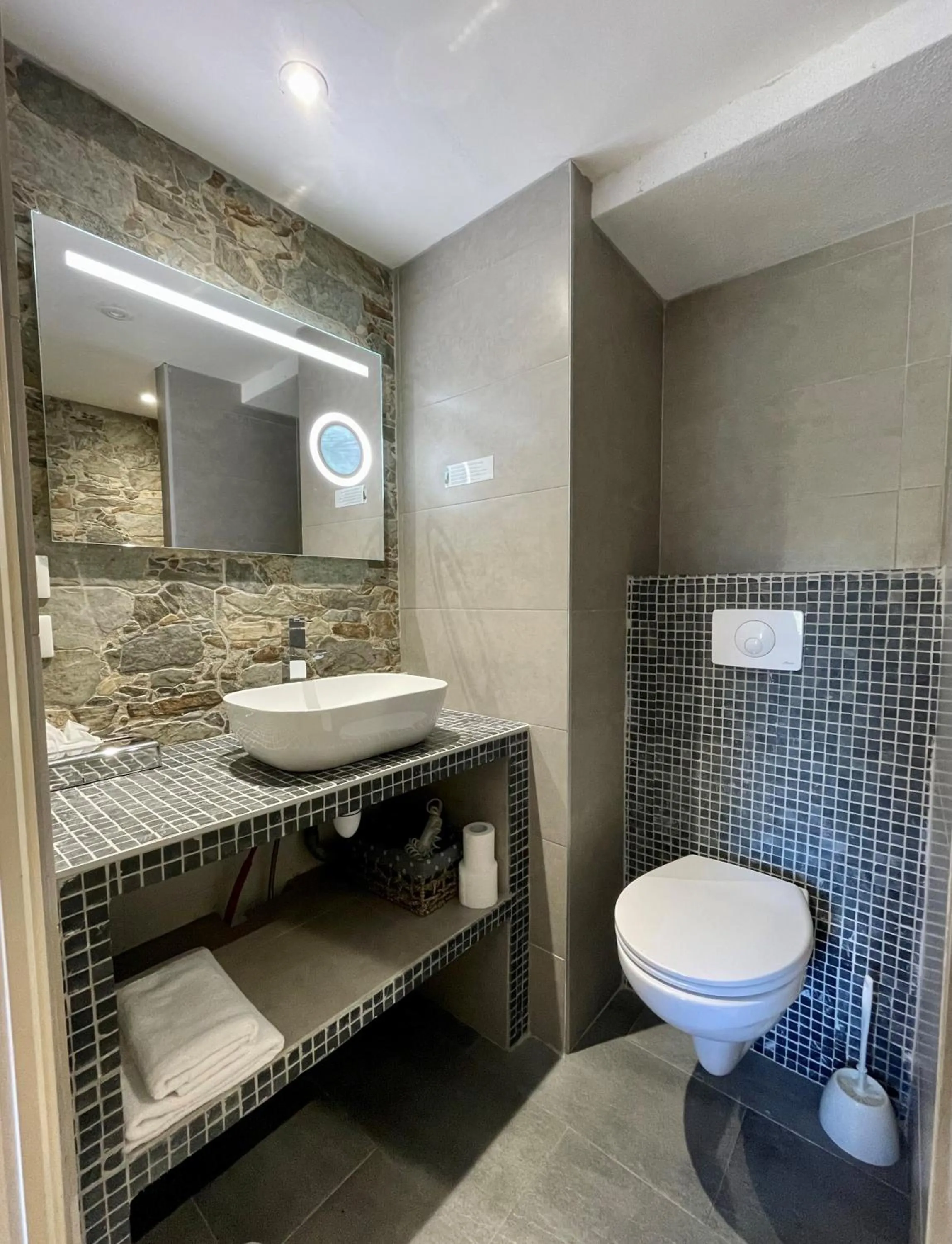 Toilet in Franceschini