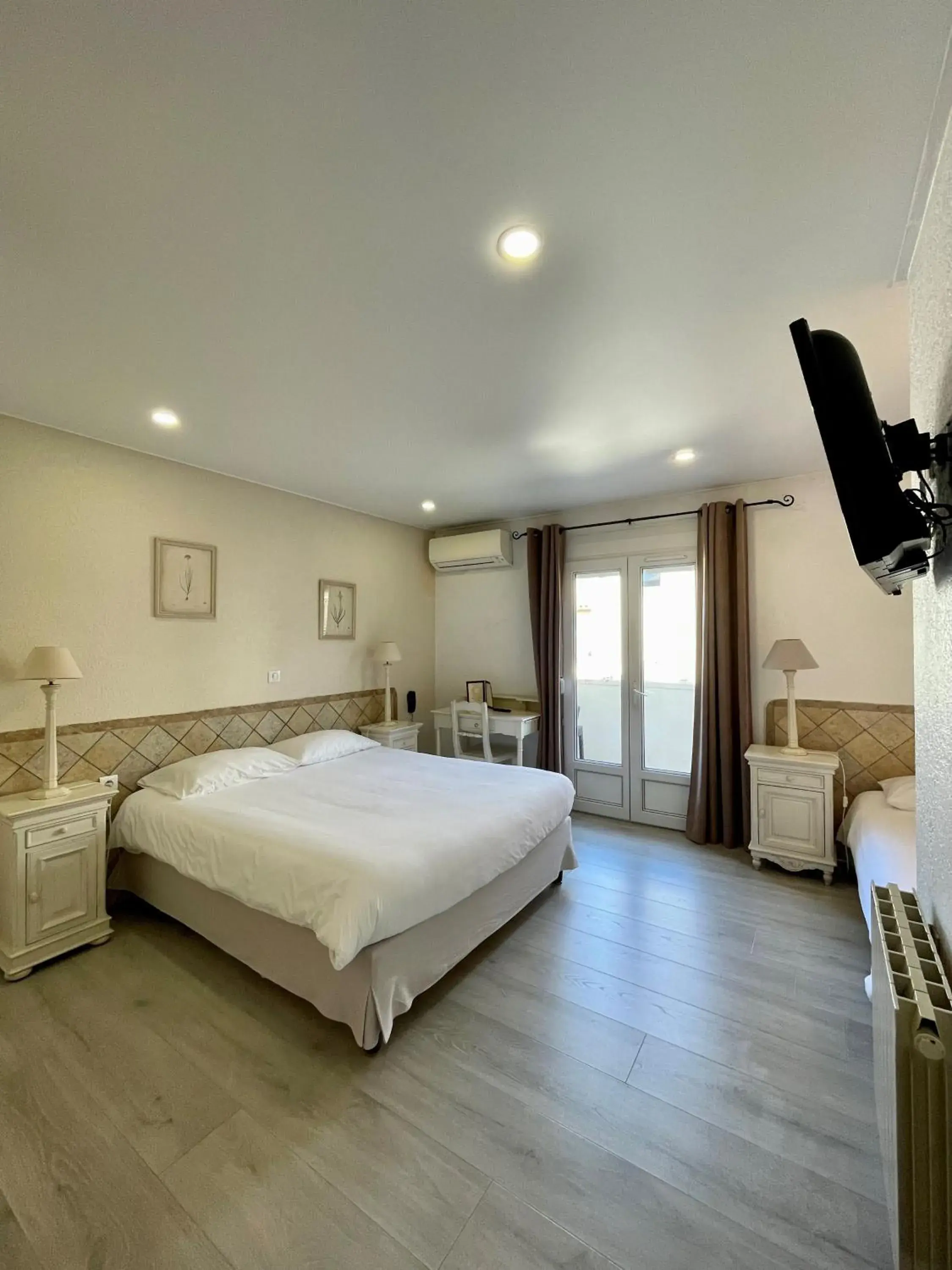 Triple Room in Franceschini Triple Room in Franceschini