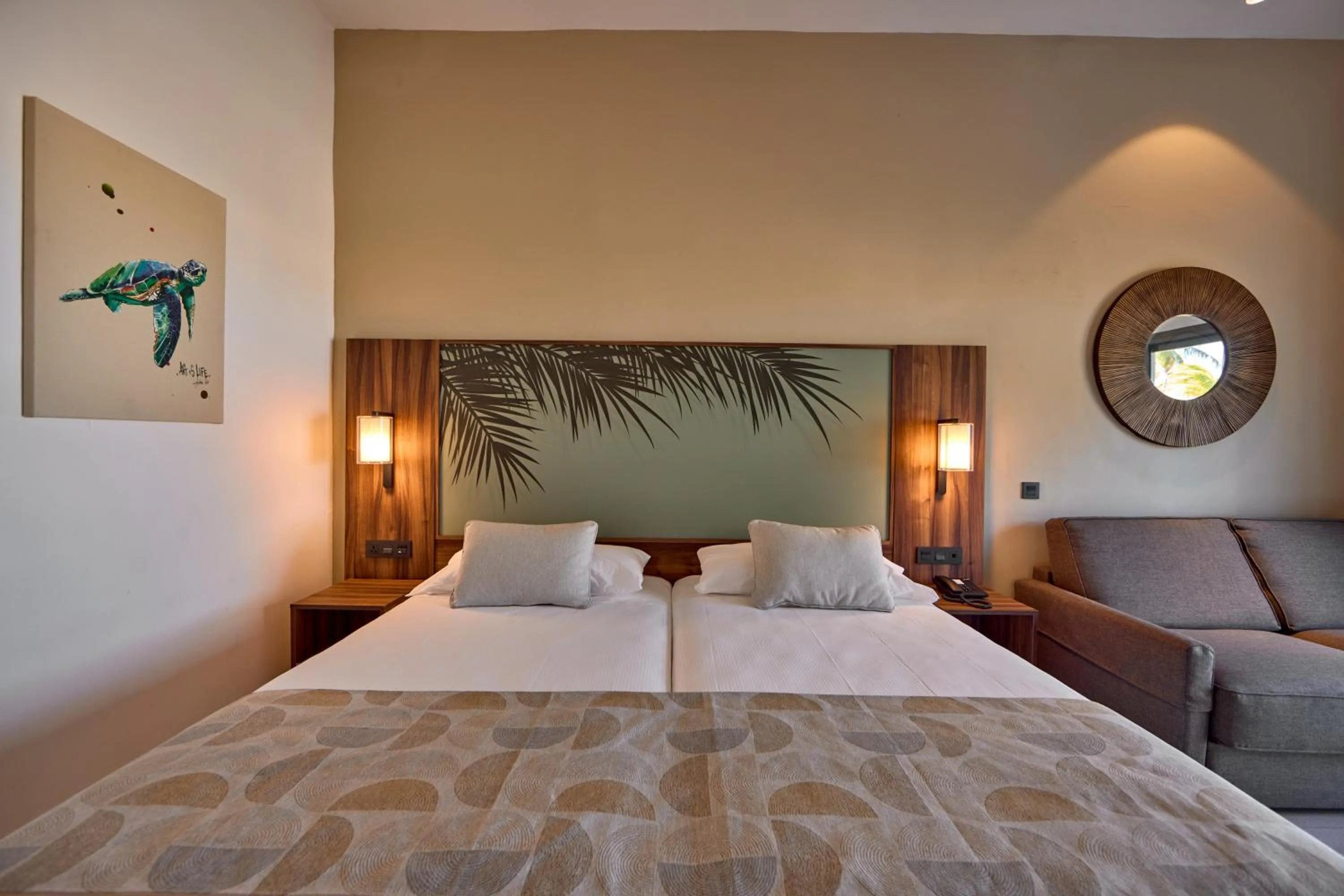 Bed in Riu Turquoise - All Inclusive