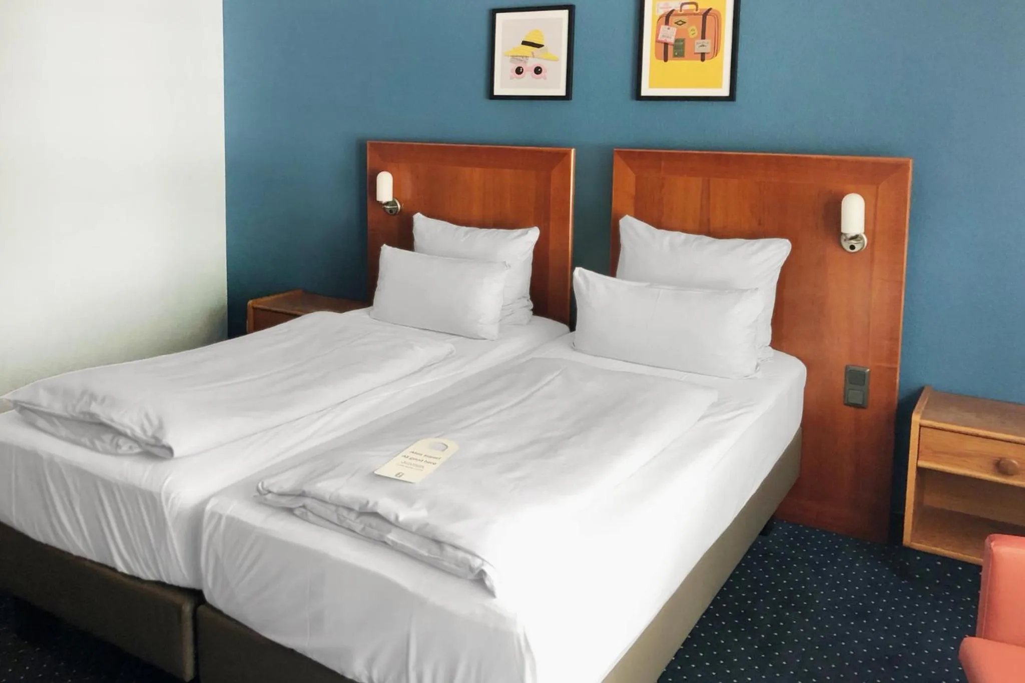 Photo of the whole room, Bed in Garner Hotel Bochum by IHG