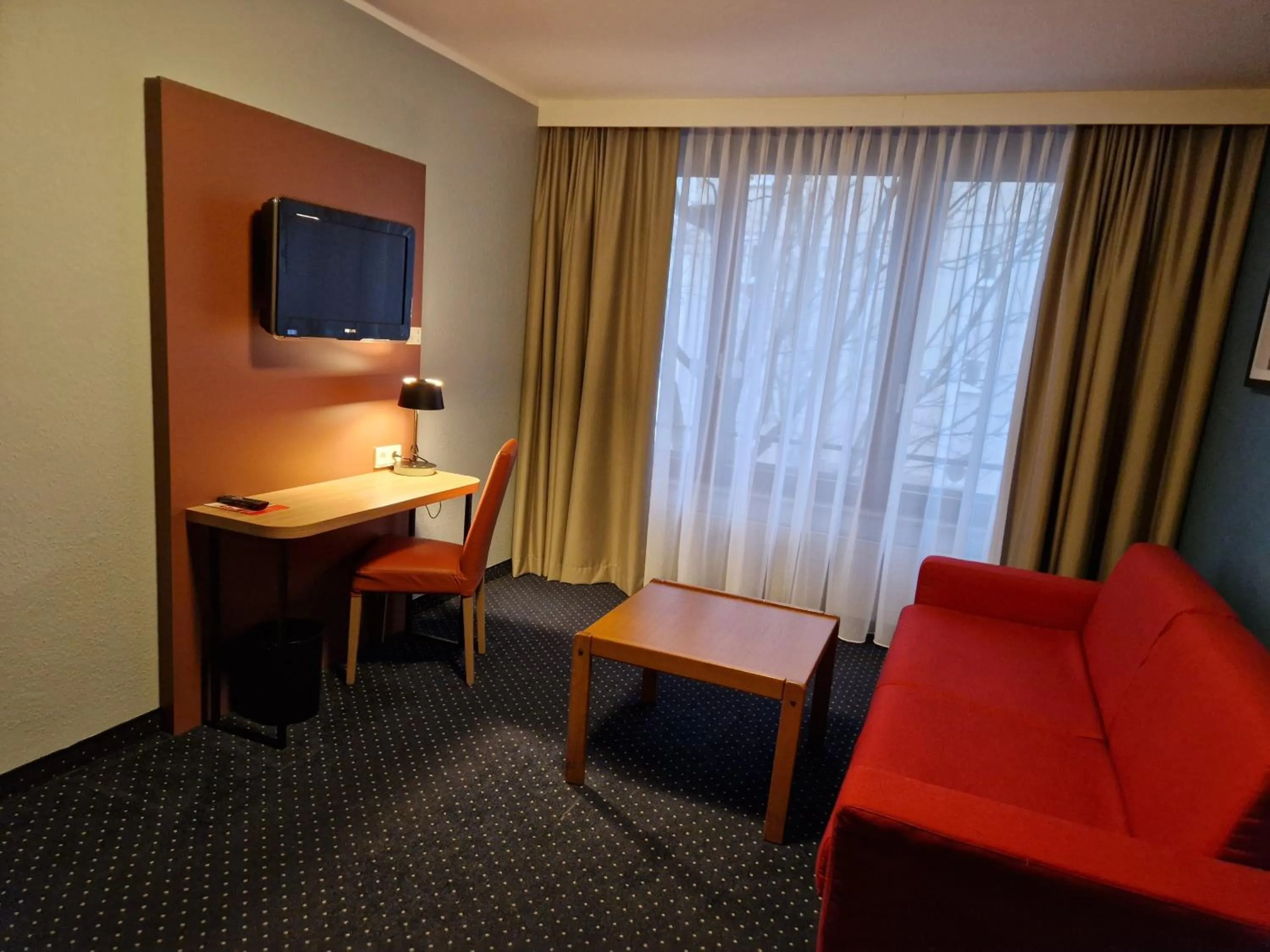 Photo of the whole room in Garner Hotel Bochum by IHG