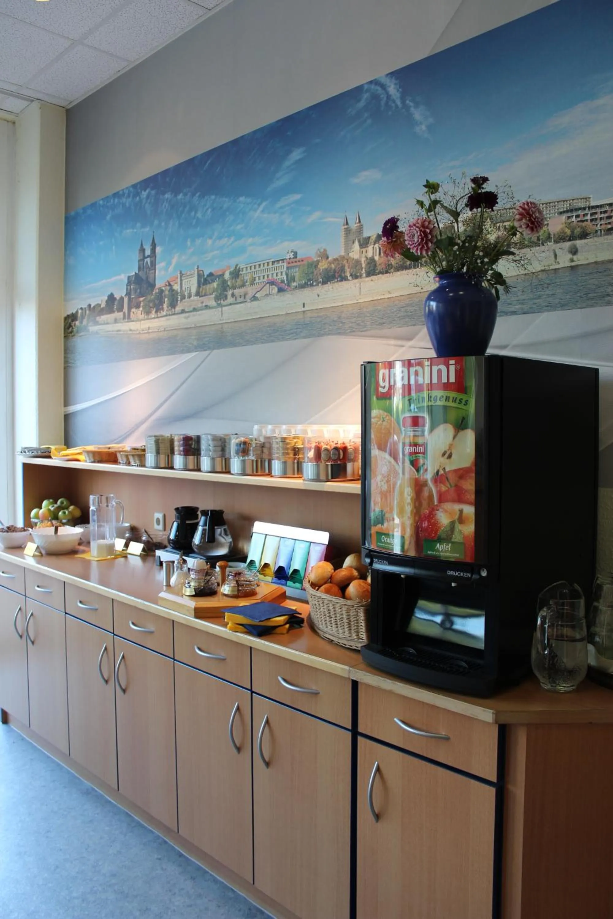 Breakfast in sleep & go Hotel Magdeburg