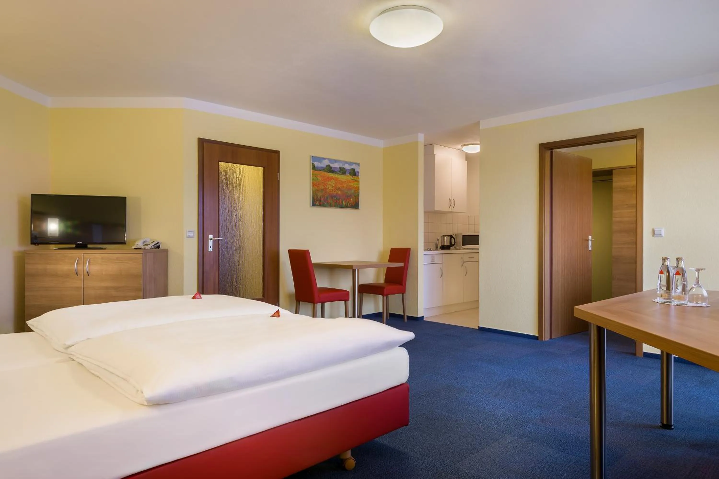 Bedroom, Bed in acora Karlsruhe Zentrum Living the City