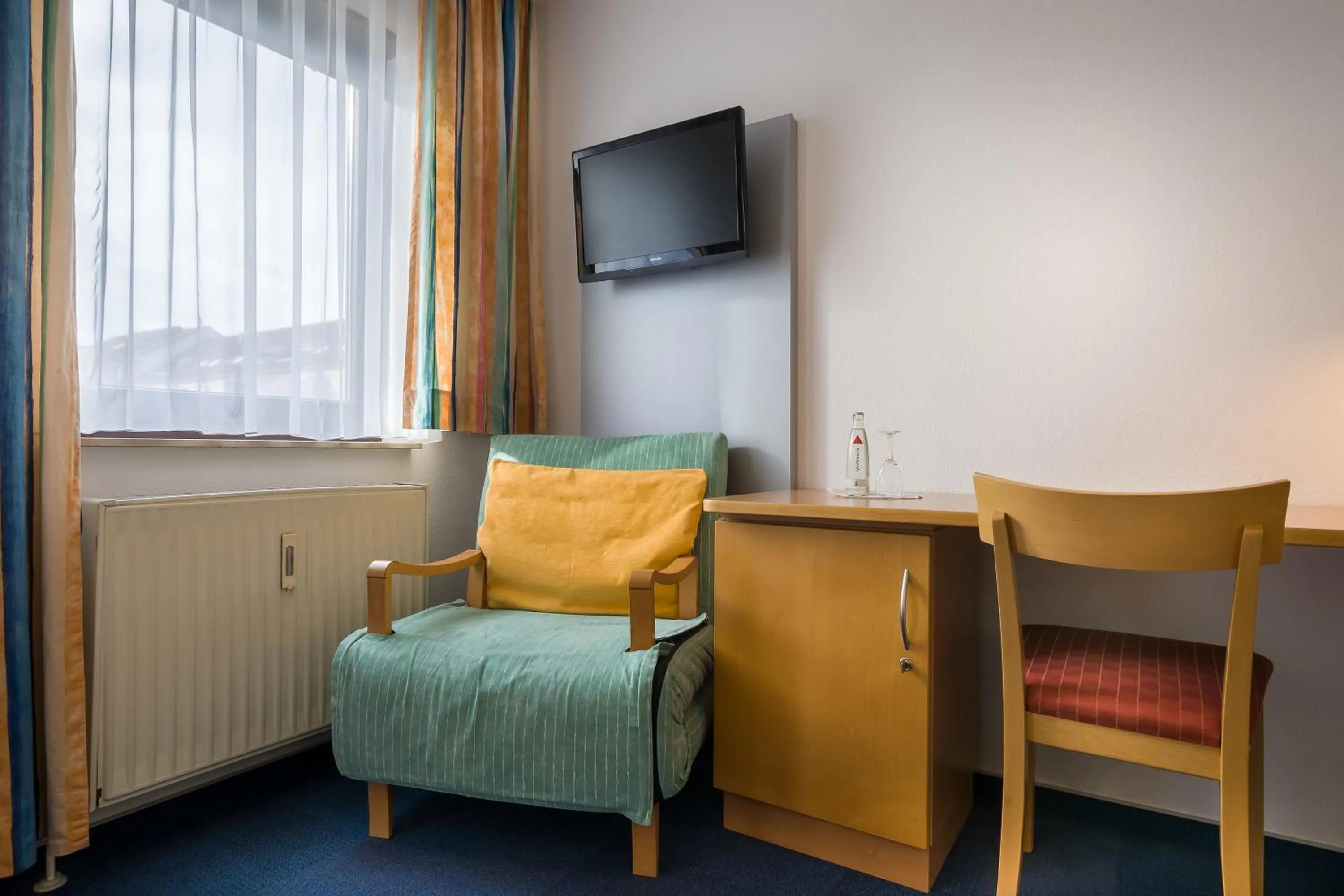 TV and multimedia in acora Karlsruhe Zentrum Living the City