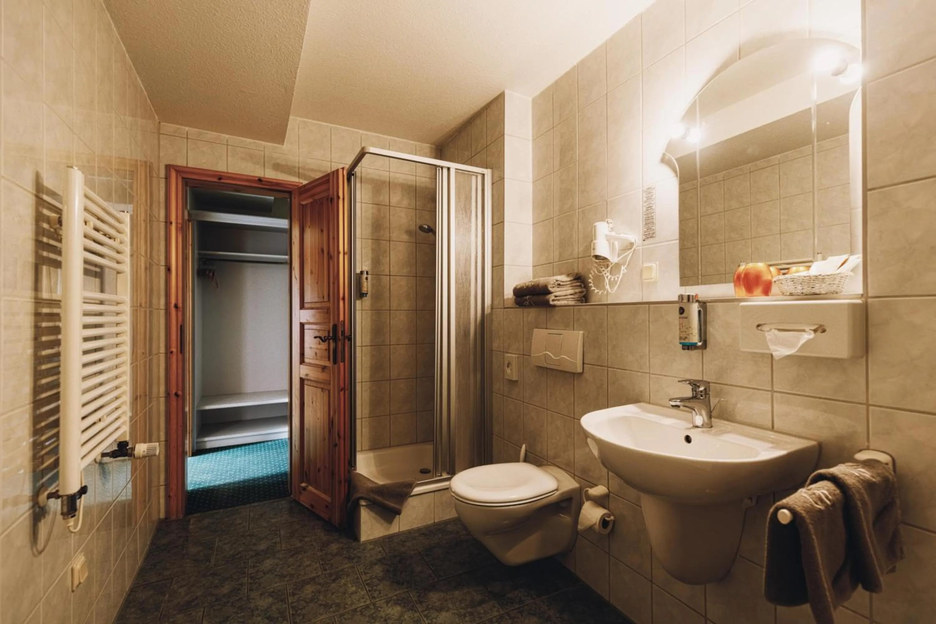 Shower in Seehotel Heidehof