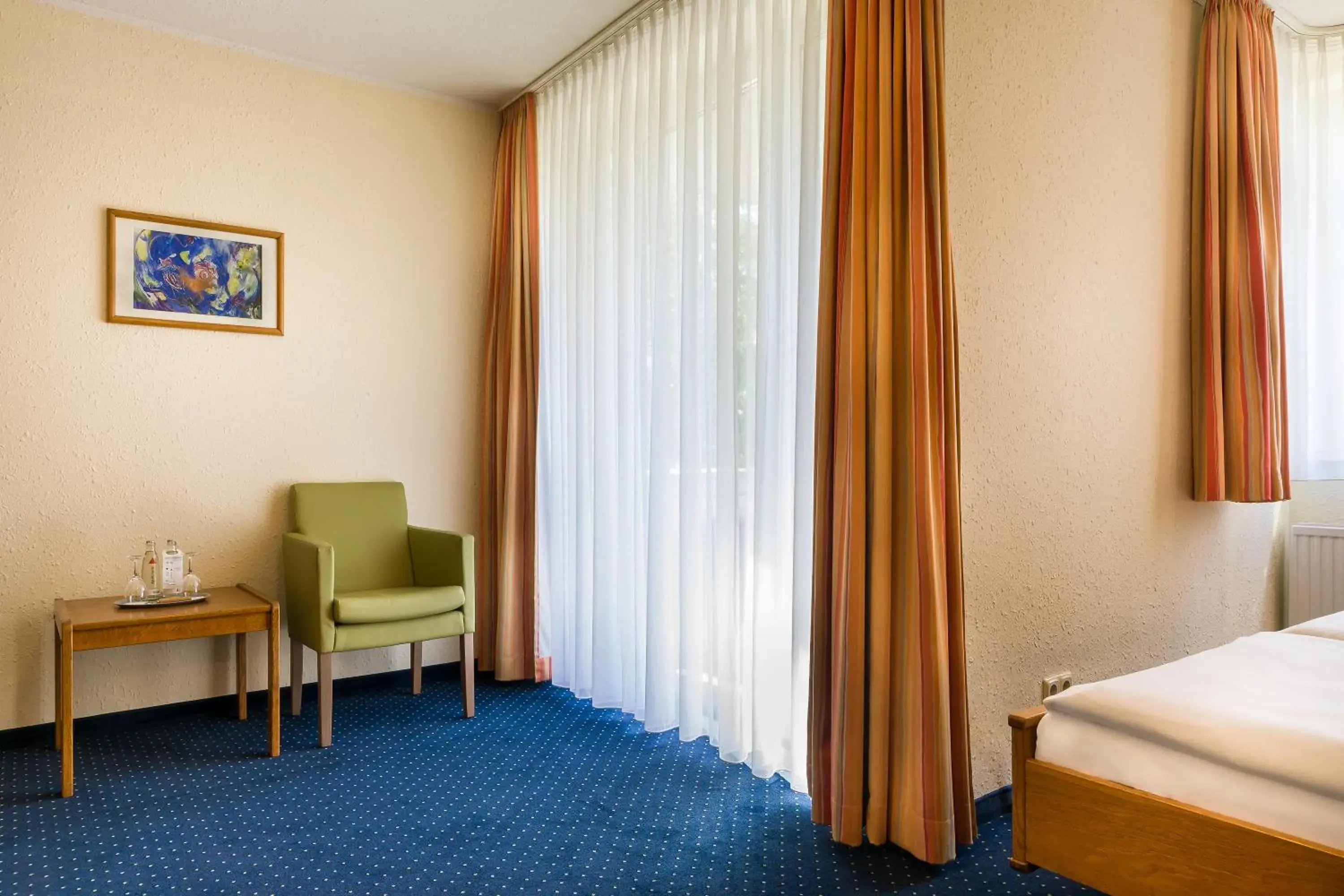 Photo of the whole room, Bed in acora Bonn Living the City Photo of the whole room, Bed in acora Bonn Living the City