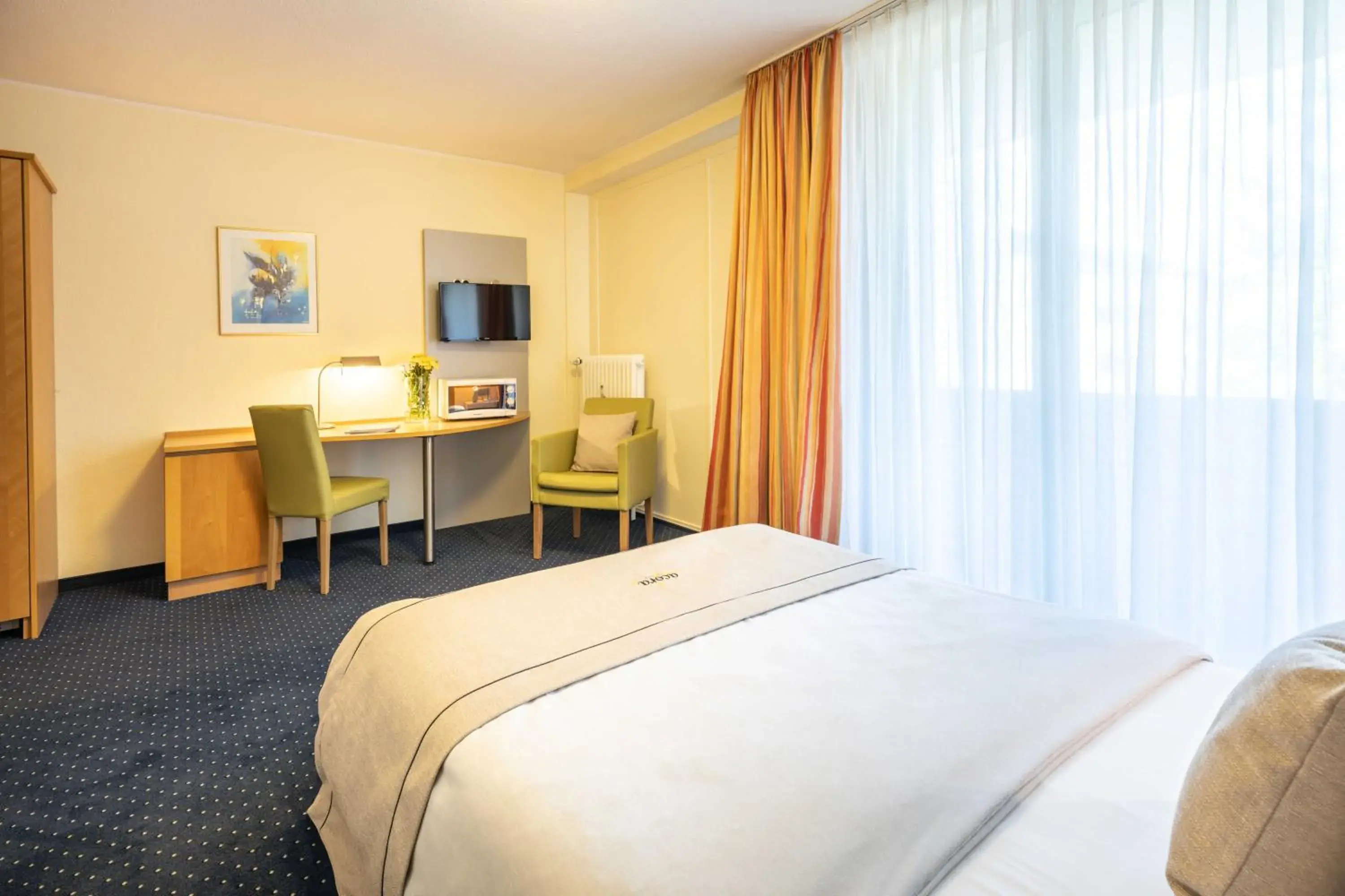 Photo of the whole room, Bed in acora Bonn Living the City Photo of the whole room, Bed in acora Bonn Living the City