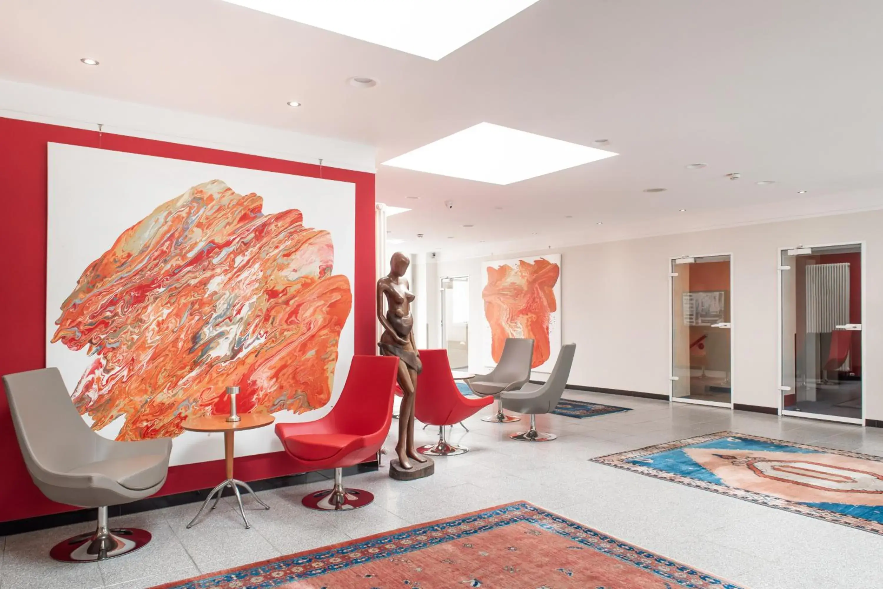 Lobby or reception in Hotel Königshof am Funkturm Lobby or reception in Hotel Königshof am Funkturm