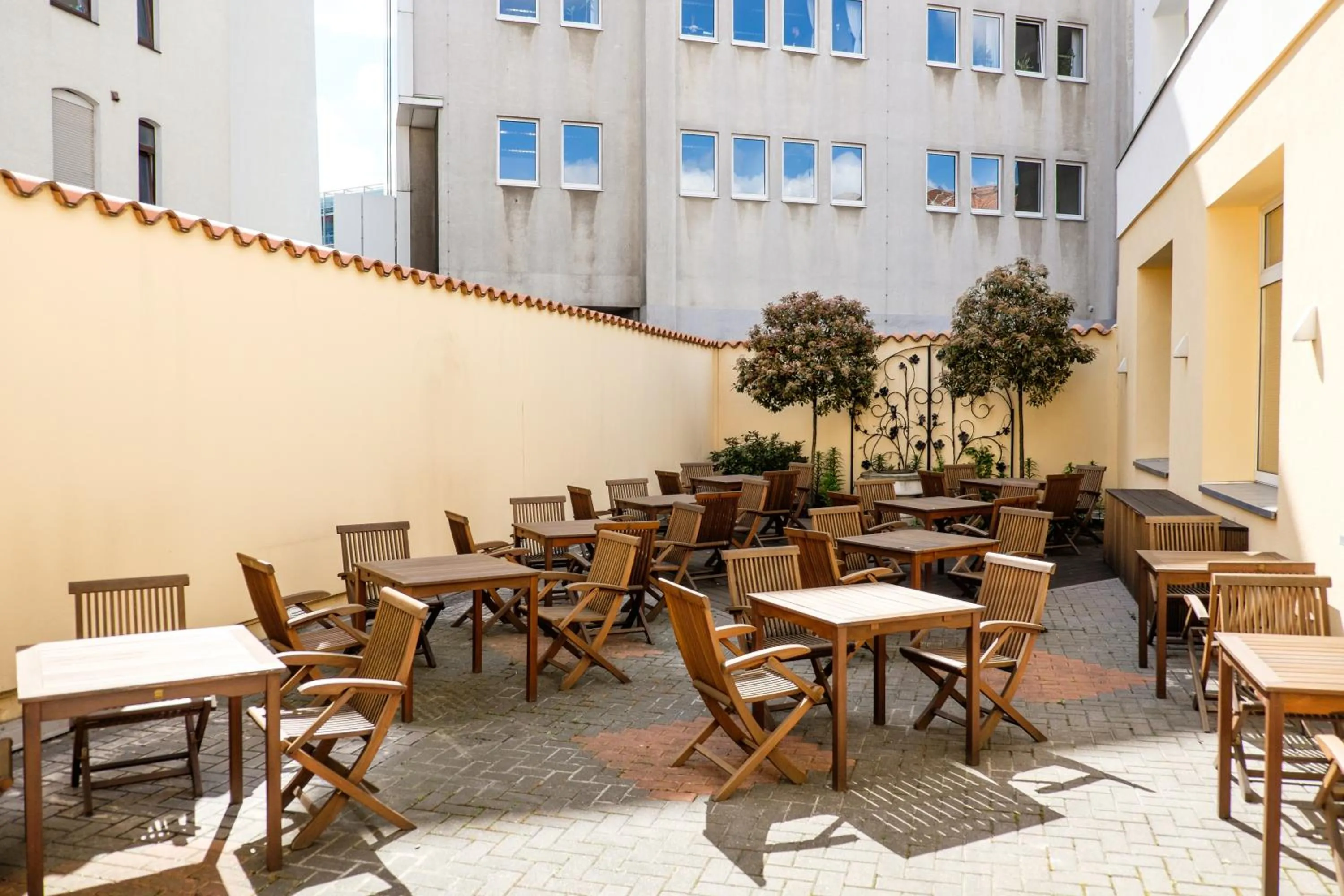 Garden in Hotel Königshof am Funkturm