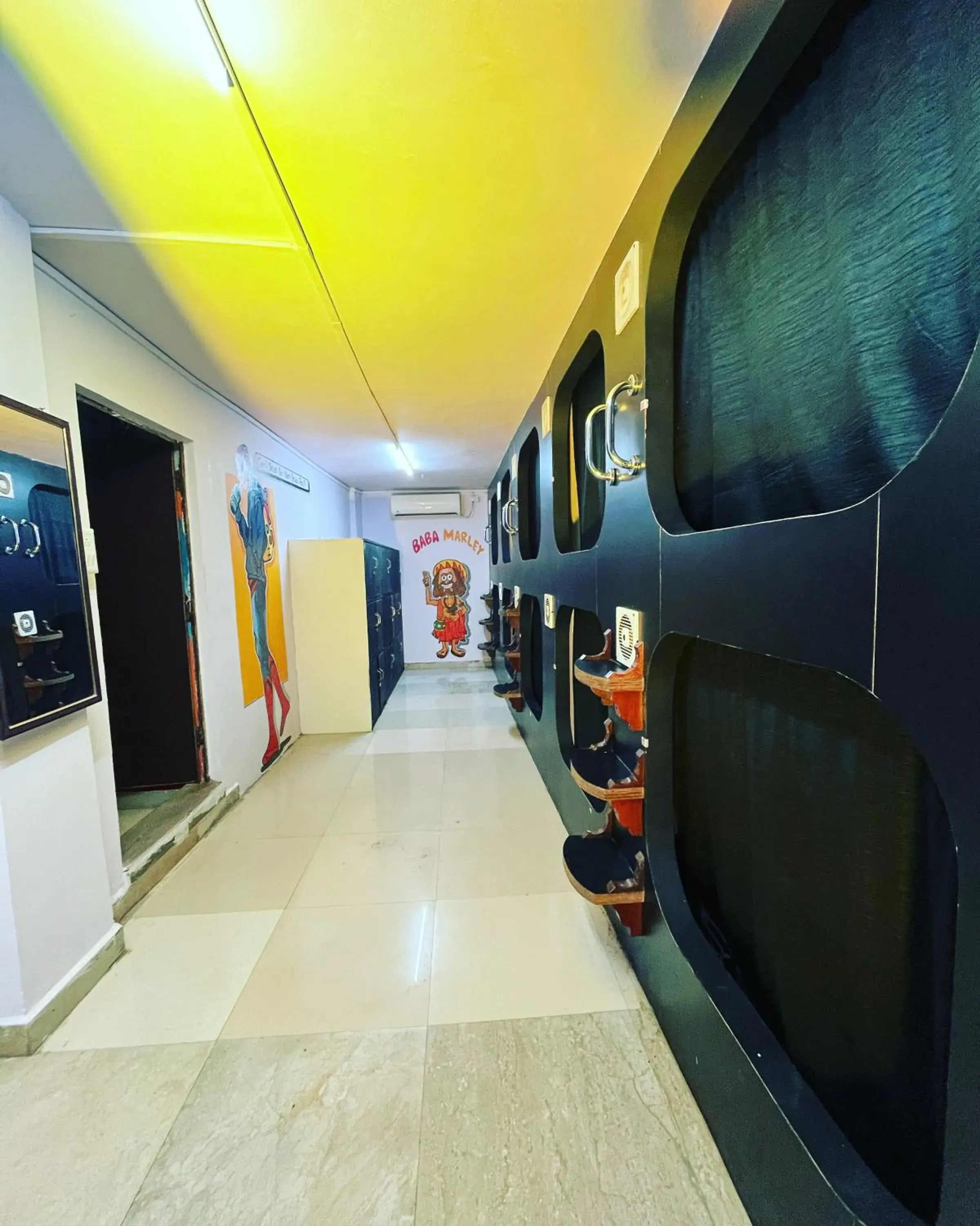 Madsquad Hostel Dorms & Rooms Madsquad Hostel Dorms & Rooms